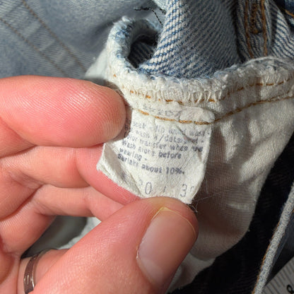 Levis 501 Vintage 80s Redline Selvedge USA XX Jeans Light Wash 30x32 Act 29x28