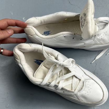 Nike 1997 Womens Air 141036-112 White Casual Shoes Sneakers Size 9 VTG 90s 2s