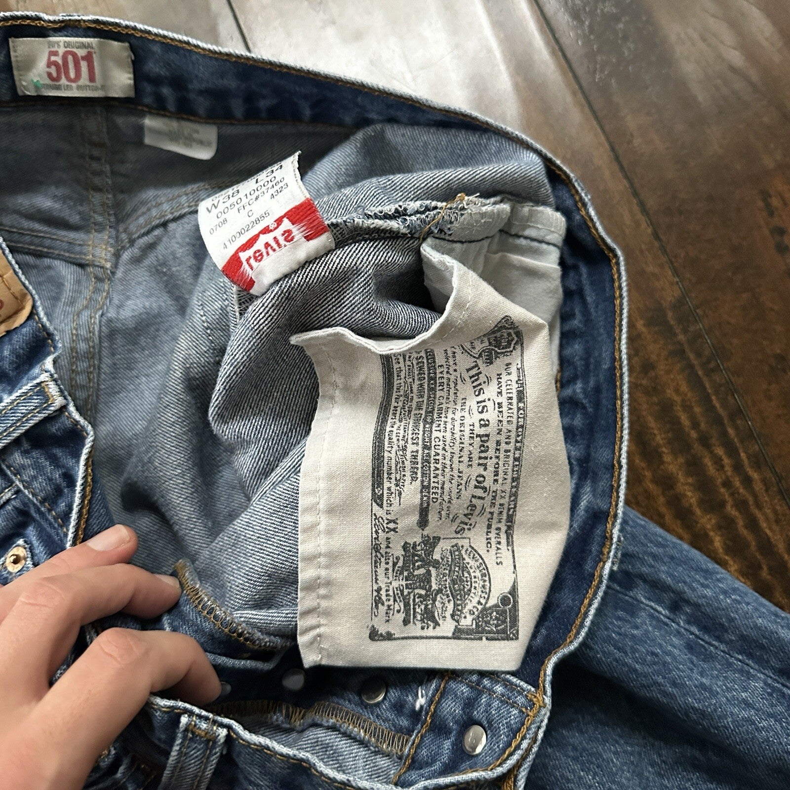 Levis 501 Vintage Y2K Straight Leg XX 2000s Jeans 34x30 Med Wash 38x34