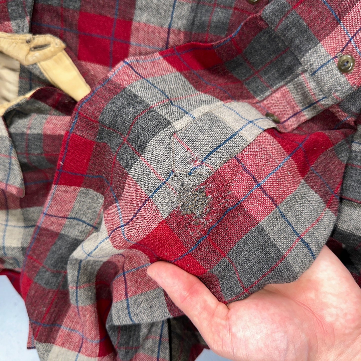 Pendleton VTG Burnside Shirt Plaid 100% Wool Button Down Size M Plaid 1950s Camp