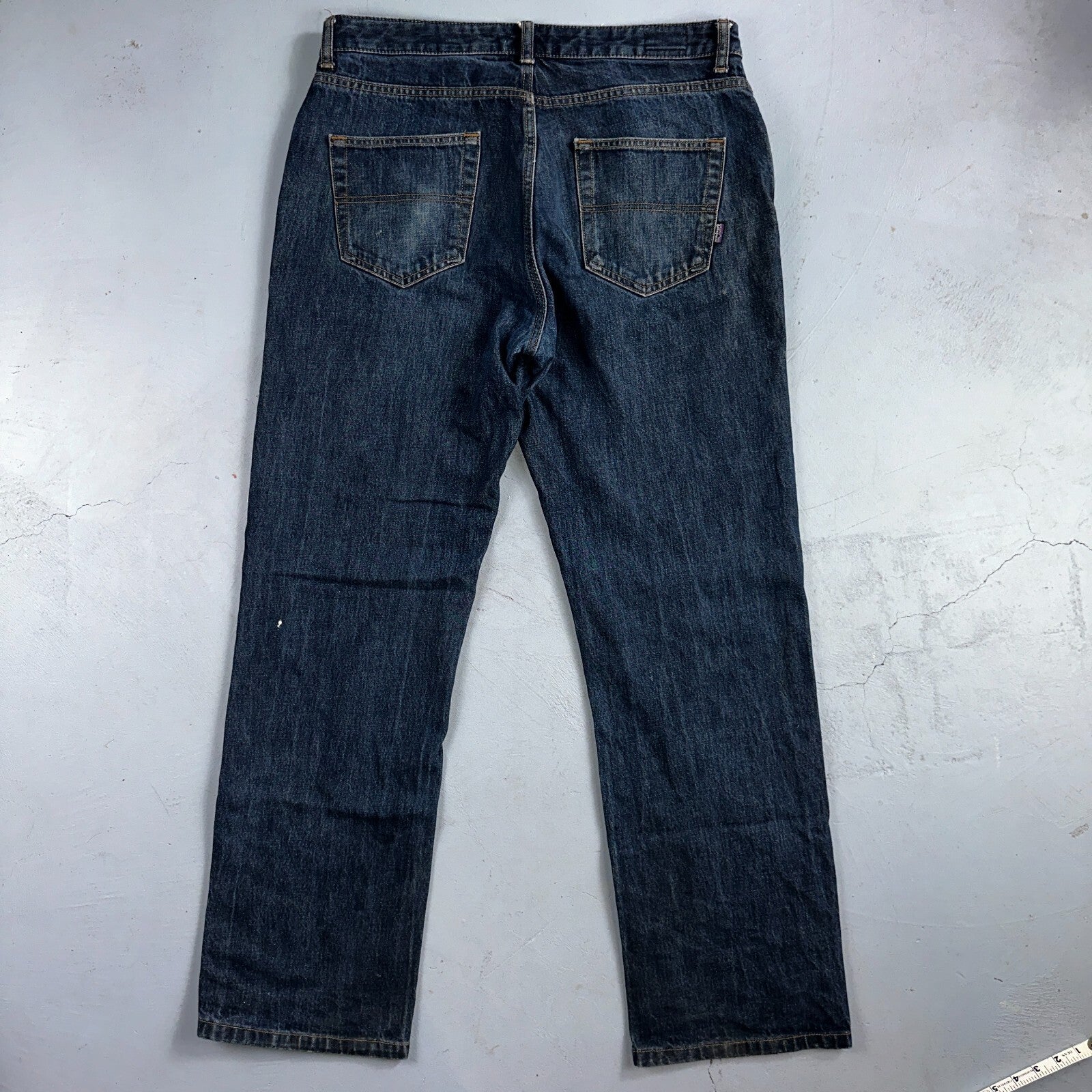 Patagonia Regular Straight 35x33 Organic Cotton Dark Denim Blue Jeans Zipper Fly