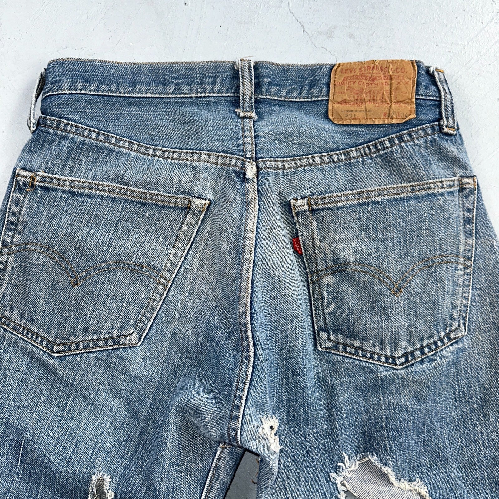 Levis 501 Vintage 70s SS Redline Selvedge USA XX Jeans Med Wash 32x34 Act 30x29