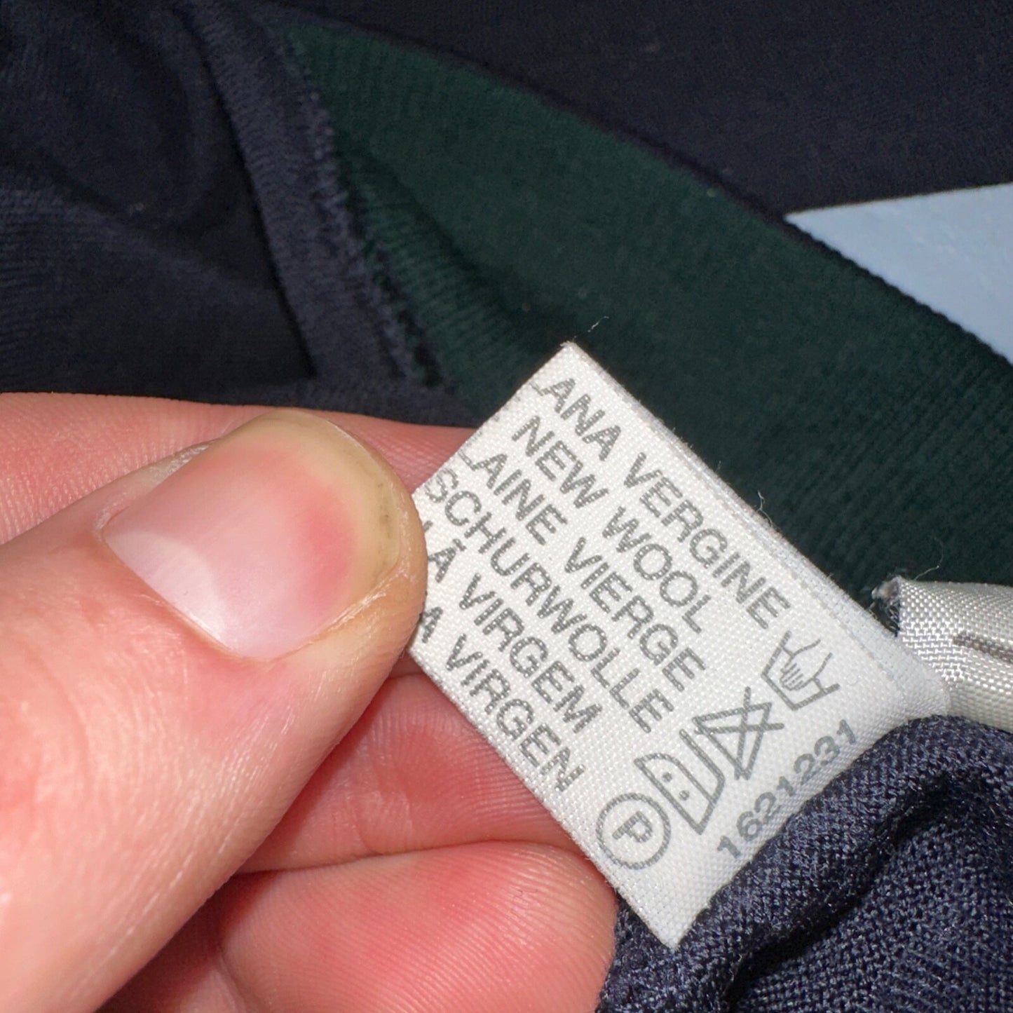 Paul & Shark Yachting Men’s Sweater Navy Patch Pullover Size L Wool V Neck