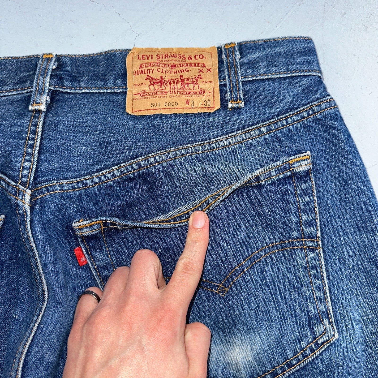 Levis 501 Vintage 80s USA XX Straight Leg Jeans Blue Med Wash 38x30 Act 35x26