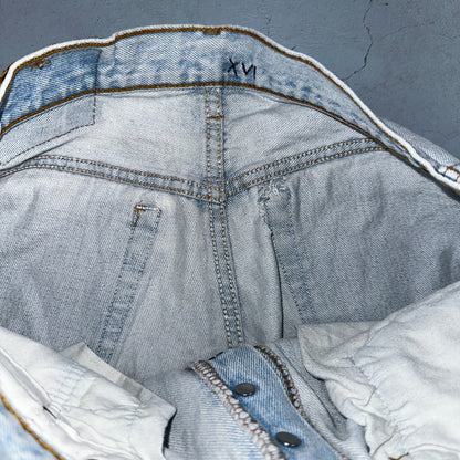 Levis 501 Vintage 90s USA XX Straight Leg Jeans Blue Light Wash 33x30 Act 31x29