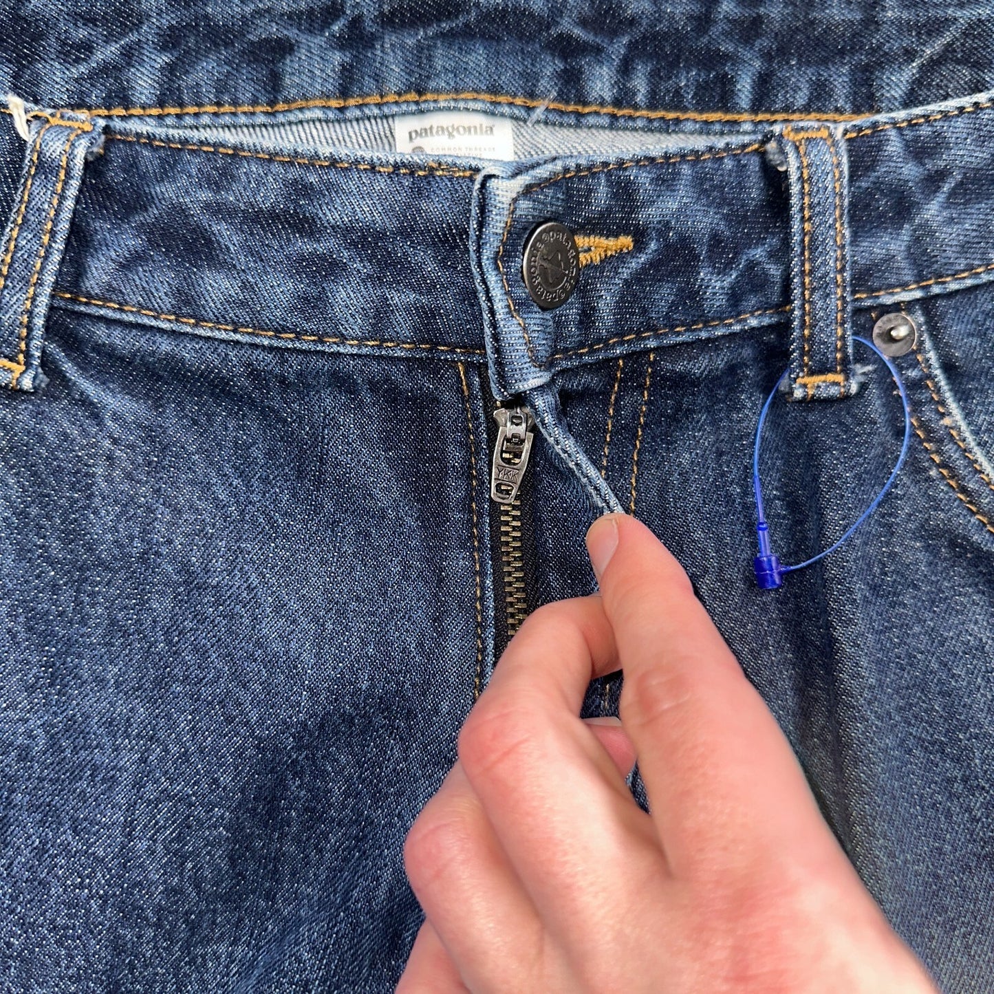Patagonia Regular Straight 35x33 Organic Cotton Dark Denim Blue Jeans Zipper Fly