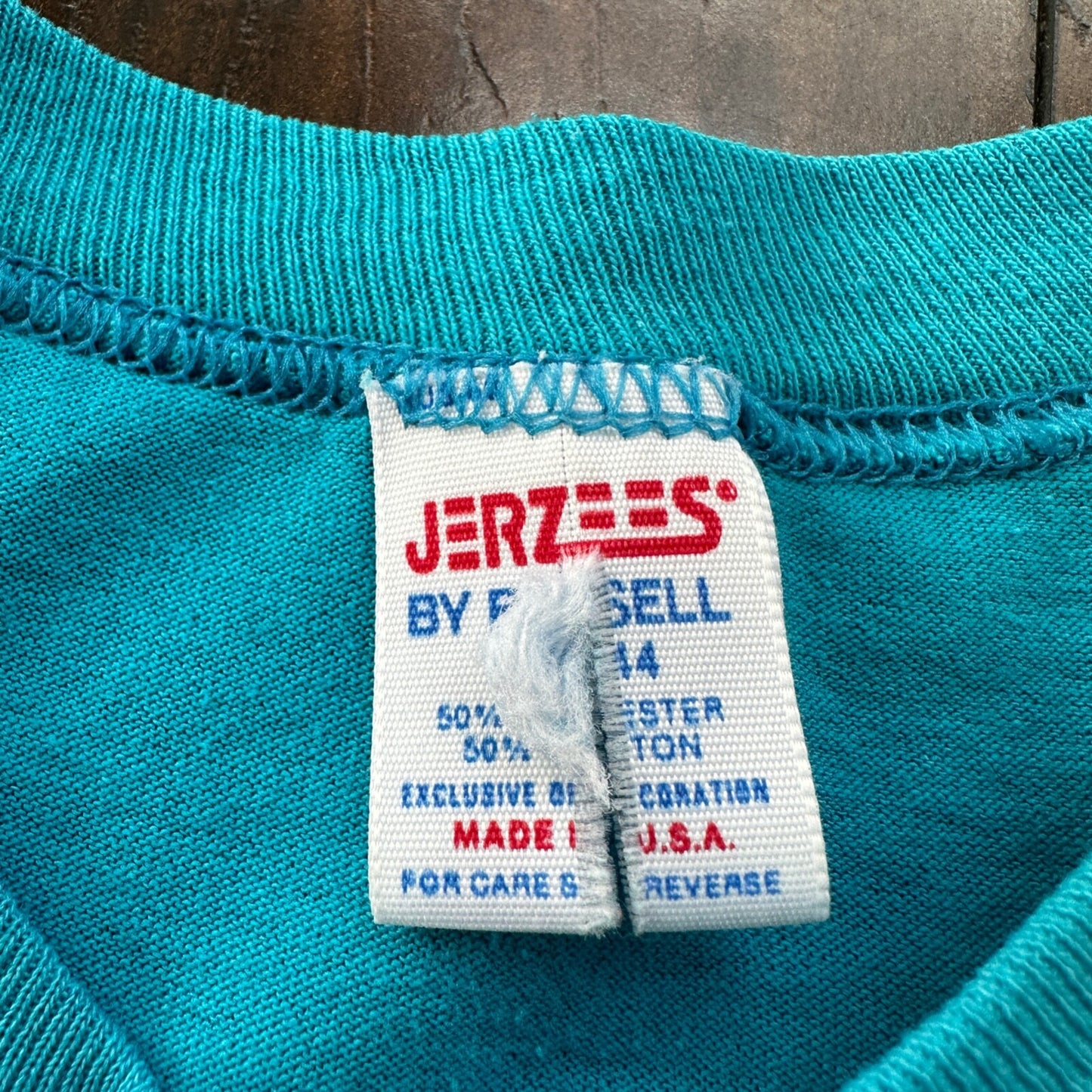 Flordia Clearwater Beach 90s USA Vintage T Shirt Blue Shell Pink Cute Palm Tree