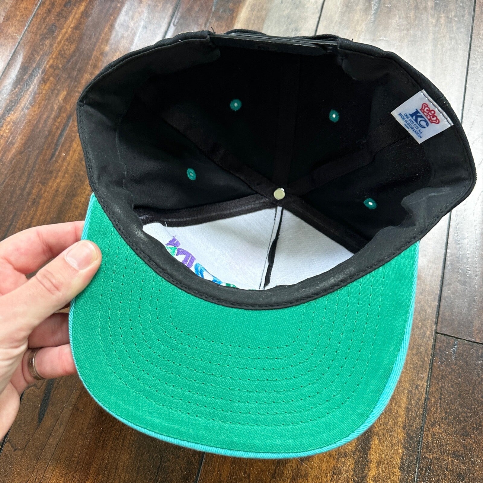 Oregon VTG Hat Cap Snapback Rainbow LGBTQ Cool Support Black Liberal Fun Cute