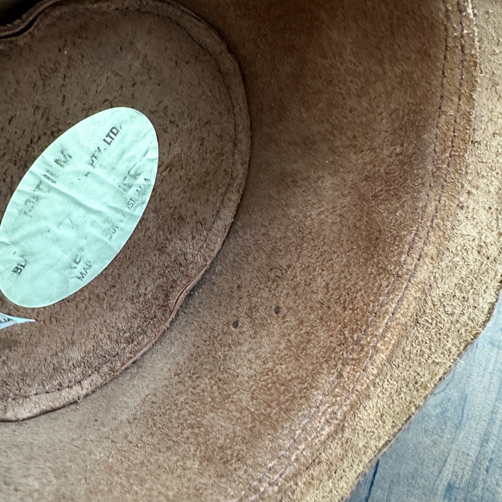 Vtg 1980s Leather Hat Suede Australia Hippy Suede Leather HAT Mens 20 Inch 80s