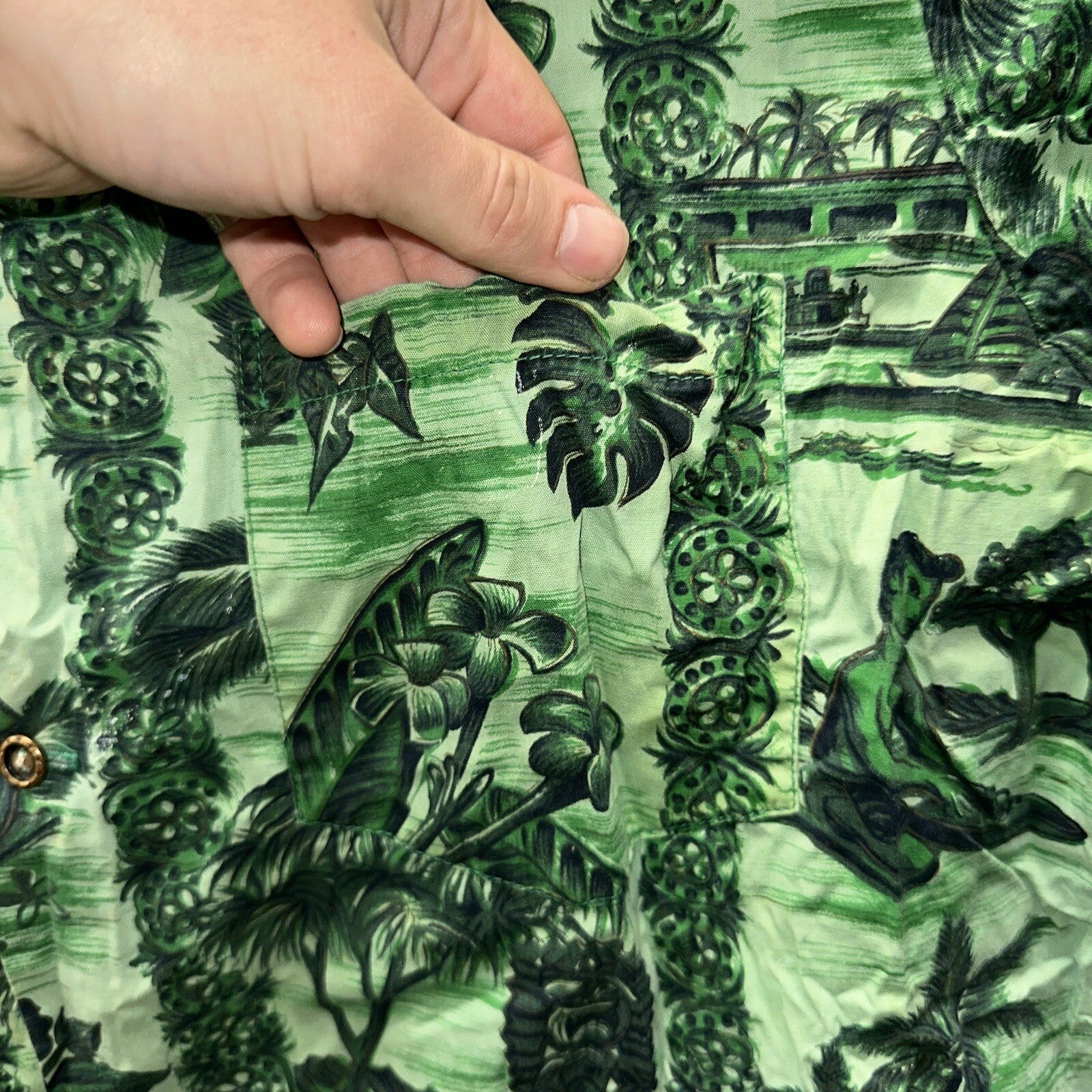 Vintage 50s Hawaiian Aloha Print Shirt Rockabilly Honolulu 60s Button USA Green