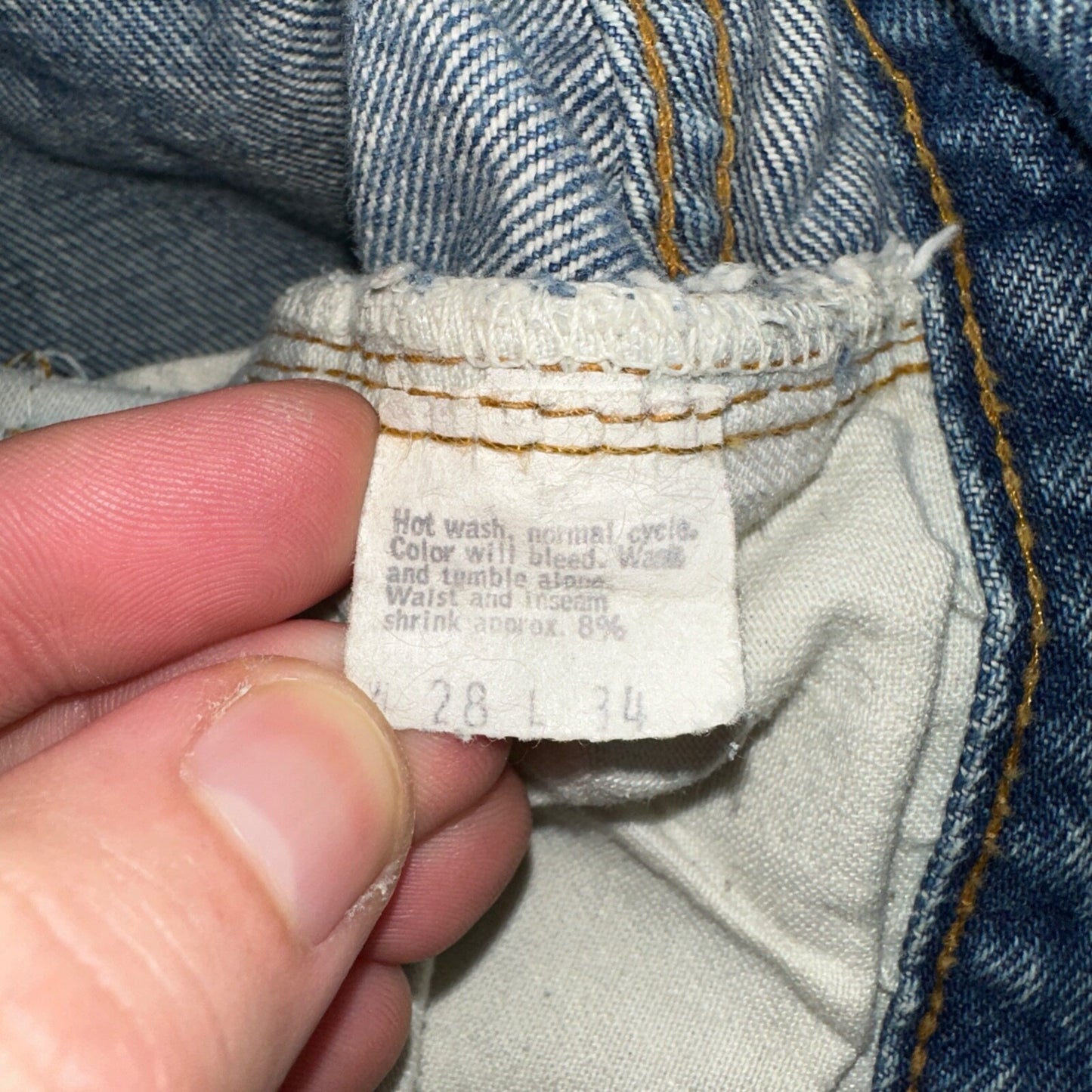 Levis 501 Vintage 80s Redline Selvedge USA XX Jeans Med Wash 28x34 Act 26x30