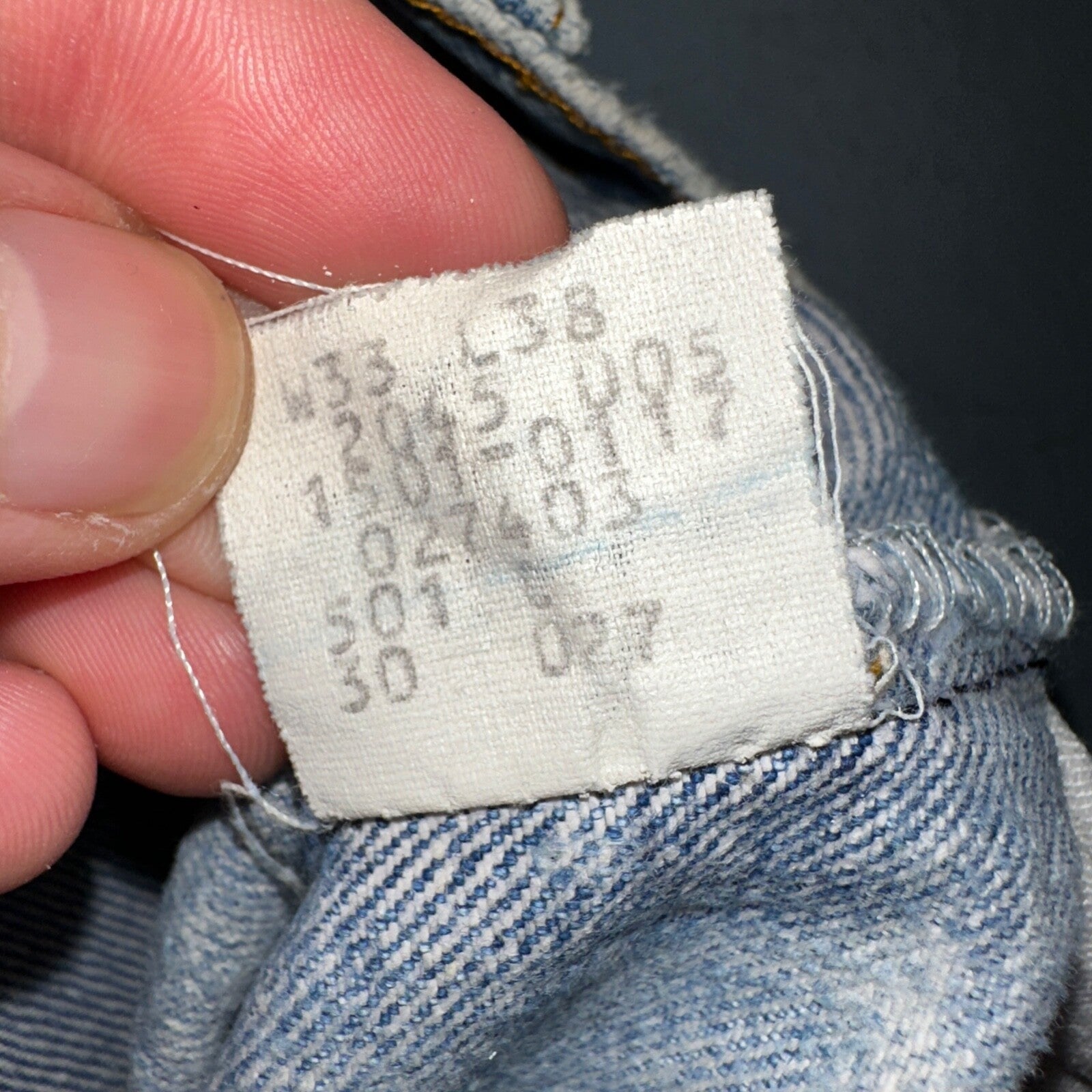 Levis 501 Vintage 80s USA XX Straight Leg Jeans Blue Thrashed 33x38 Act 31x33