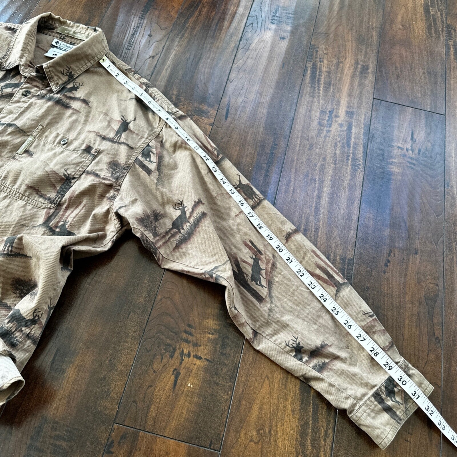Columbia Mens River Lodge Deer Print Shirt L Brown Buck Hunting Camo