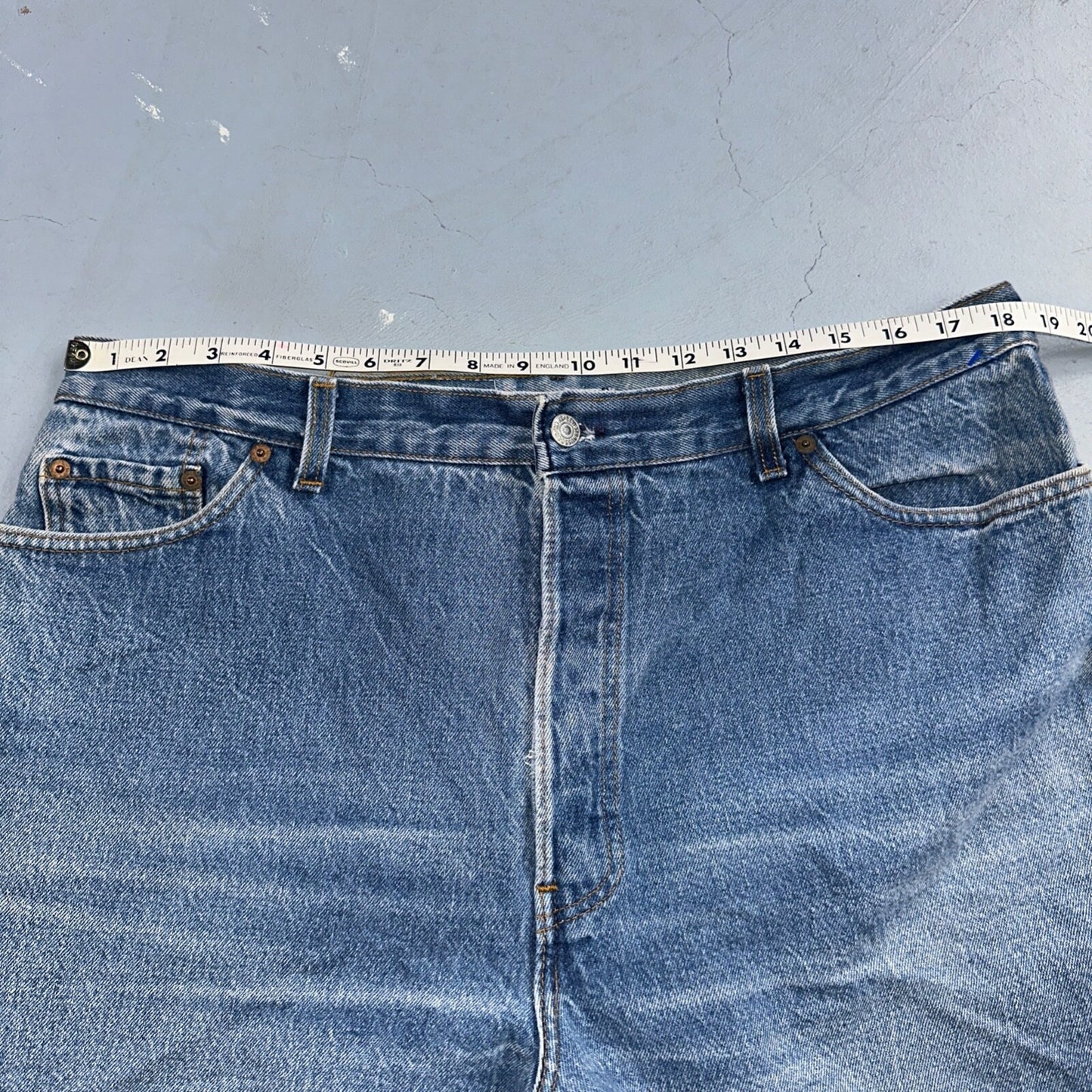 Vintage Womens Levis 29501 0115 Med Wash High Rise 501 Mom Jeans USA 38x28