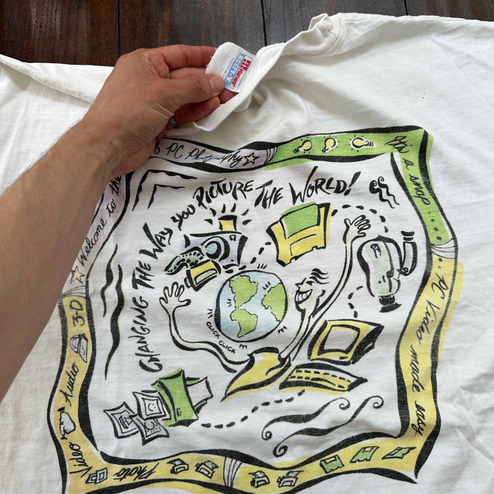 Computer PC Windows MGI Software Tech Vintage T Shirt 90s Y2K Paint Art Hanes