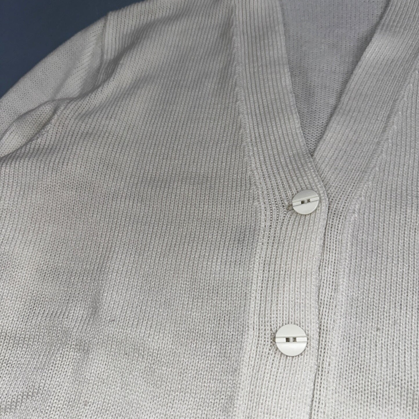 Vintage 1970s 70s White Basic Cardigan MCM Rockabilly Simple Acrylic 80s Preppy