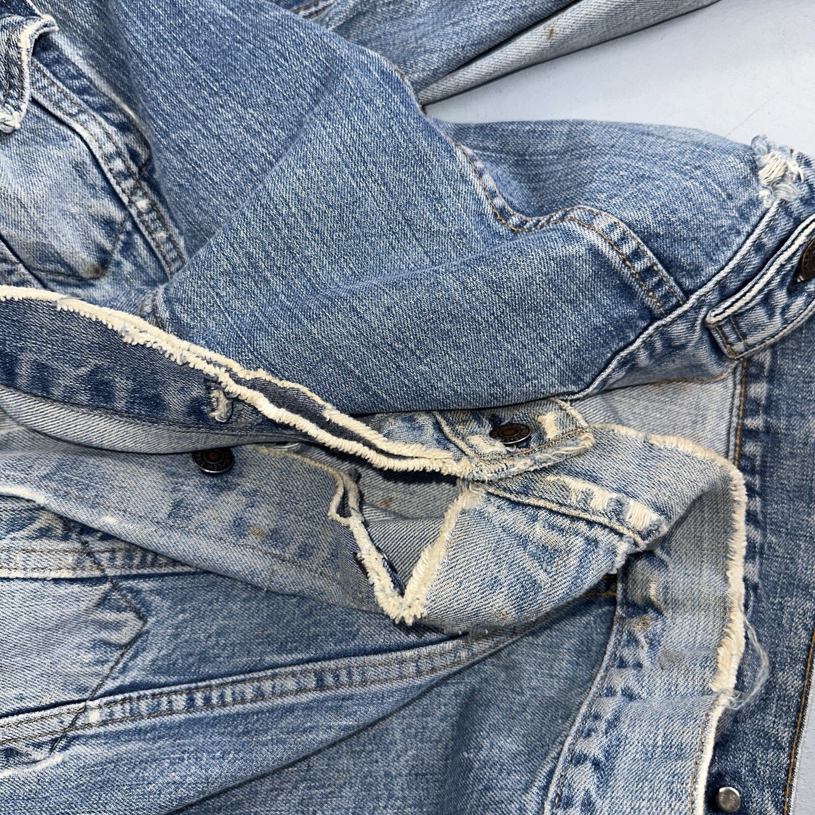 Levis VTG Denim Size 42 Type 3 III Trucker Jean Jacket Thrashed 1970s 70s Patch