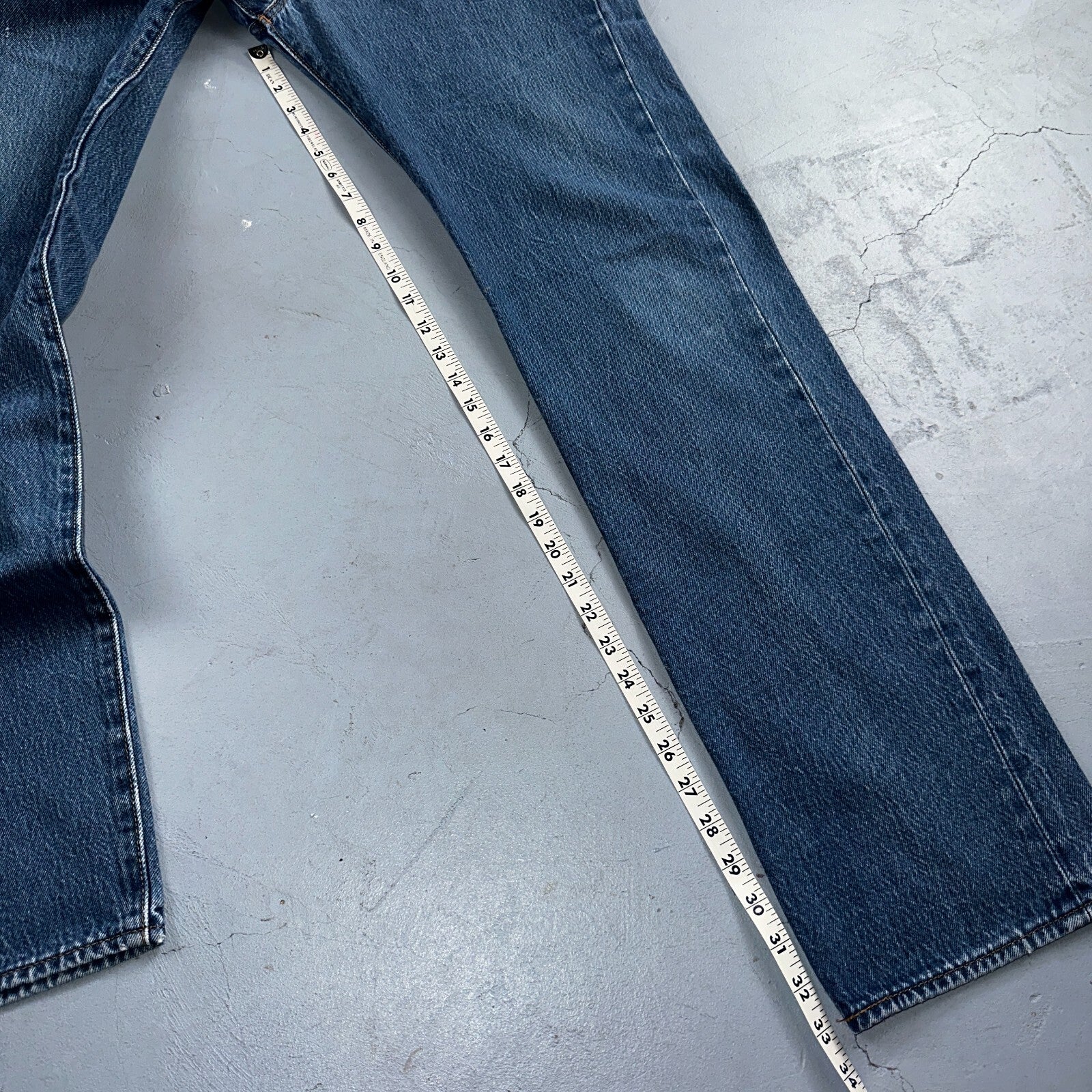 Levis 501 Y2K XX Straight Leg Jeans Blue VTG Med Wash 36x38 Act 33x33