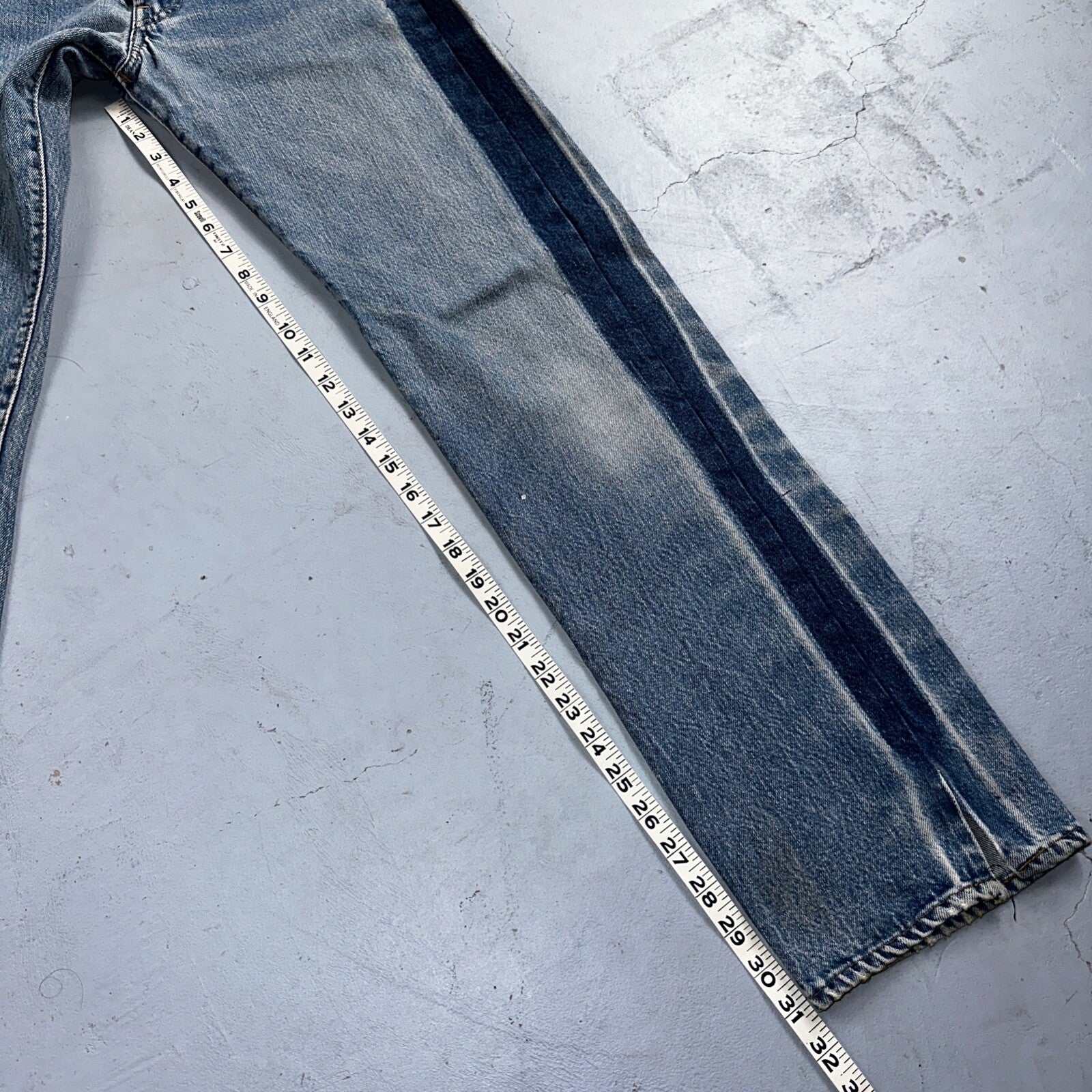 Levis 501 Vintage 80s Redline Selvedge USA XX Jeans Light Wash 28x36 Act 25x31