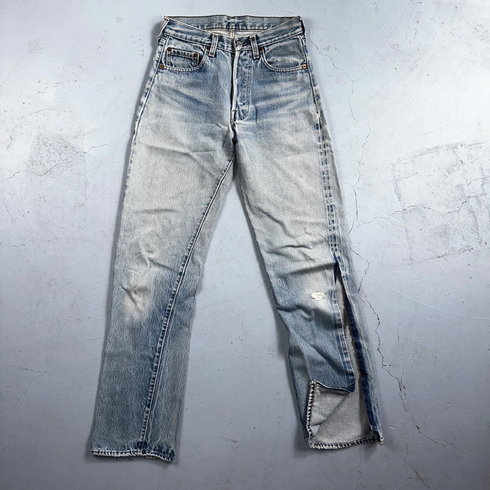 Levis 501 Vintage 80s Redline Selvedge USA XX Jeans Light Wash 28x36 Act 26x31