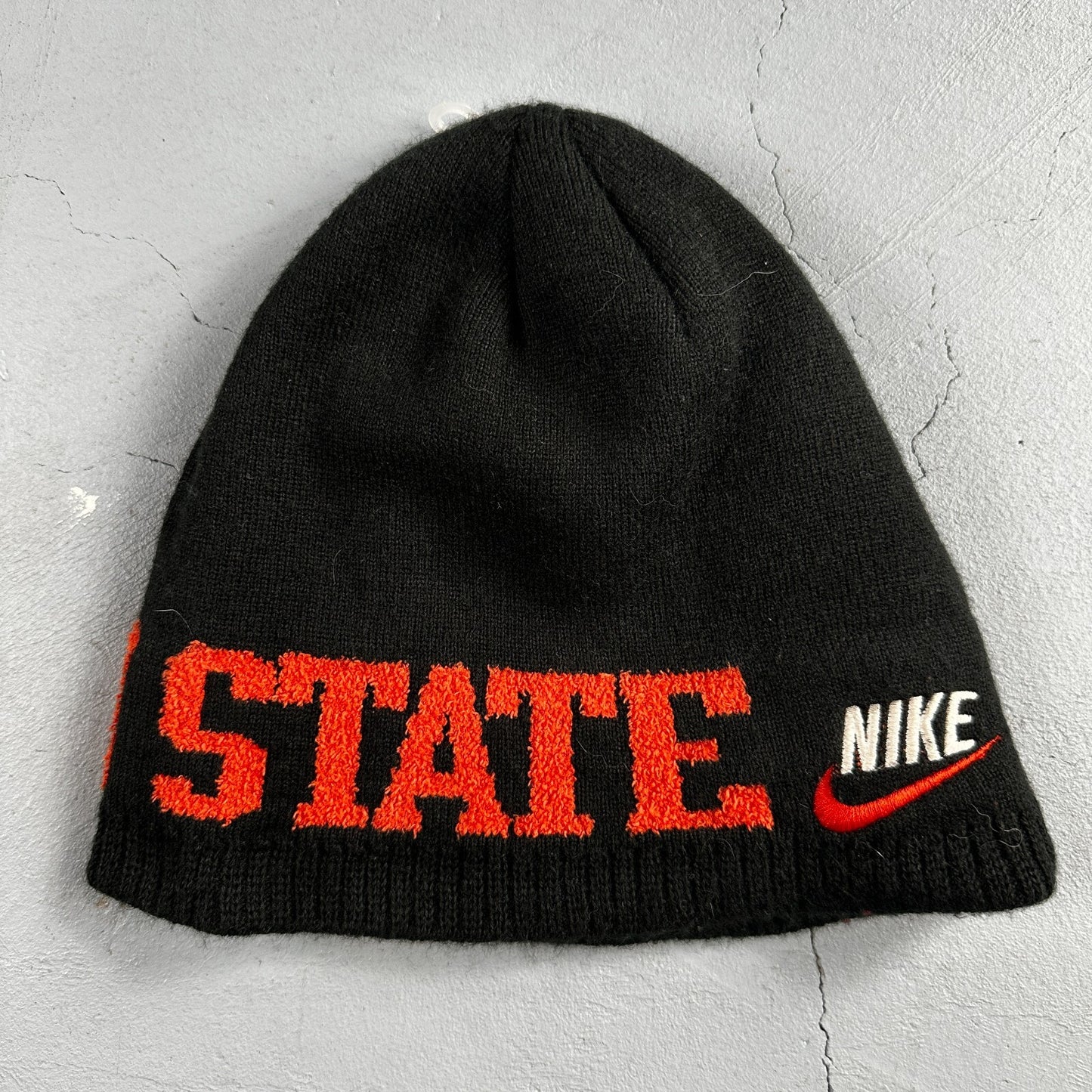 Nike VTG Team Oregon State Beavers Black Beanie Hat Cap Embroidered OS Swoosh