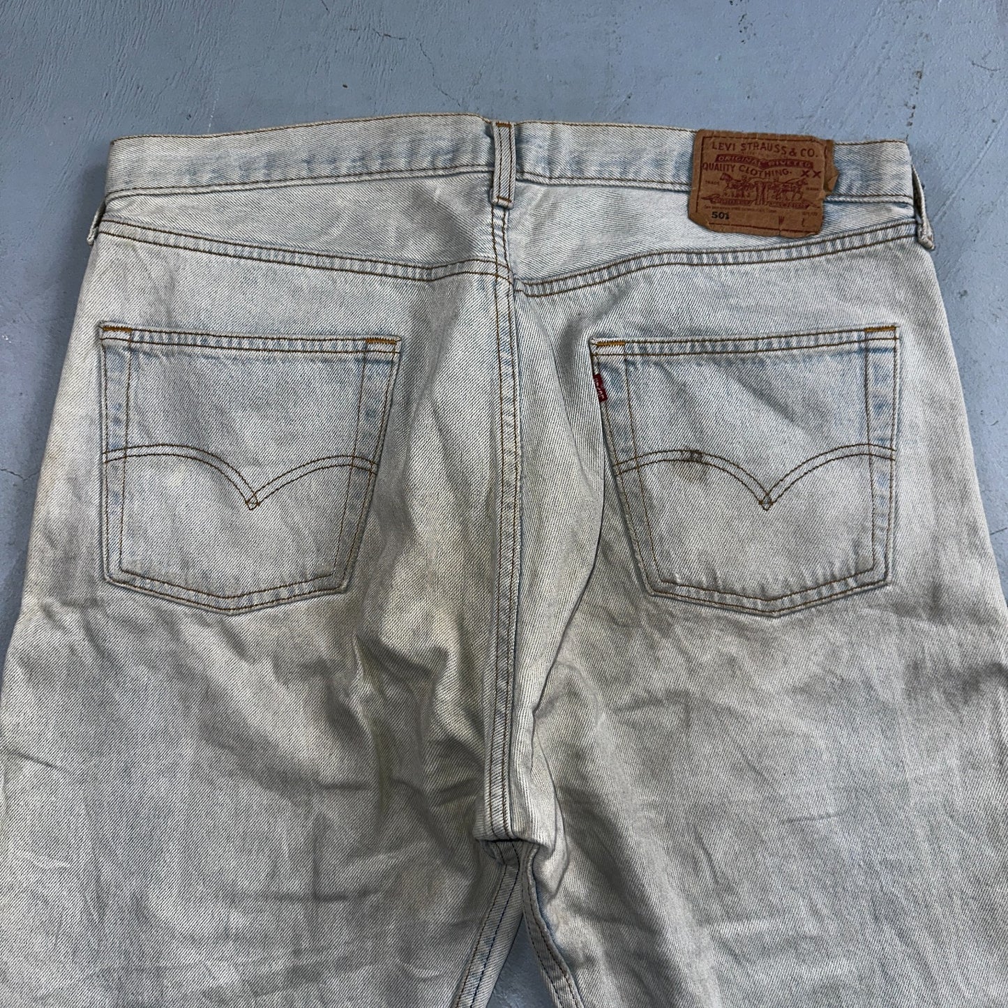 Levis 501 Vintage 90s UK Straight Leg Jeans Blue Light Wash 38x36 Act 37x30