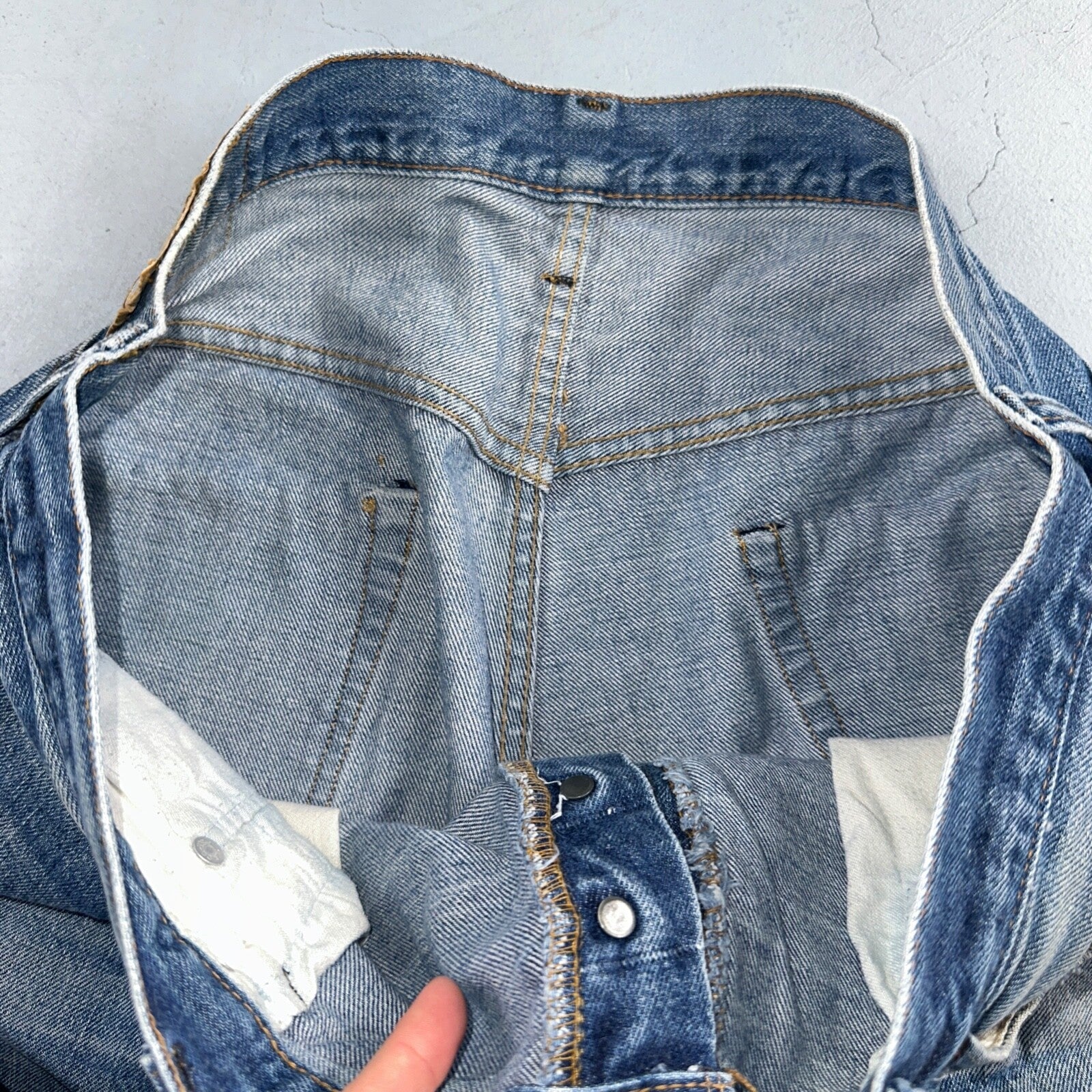 Levis 501 Vintage 80s Redline Selvedge USA XX Jeans Light Wash 40x34 Act 36x28