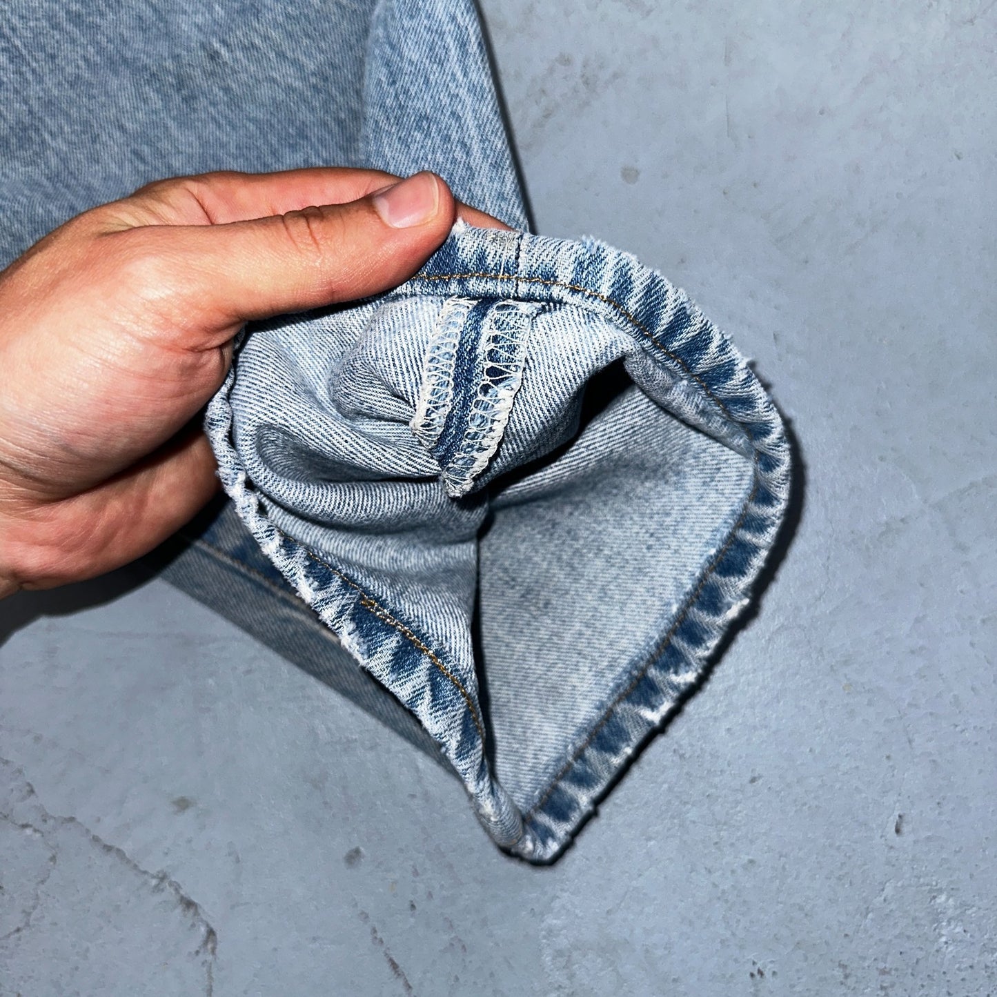 Levis 501 Vintage Y2K 90s XX Straight Leg Jeans Blue Light Wash 35x32 Act 32x29