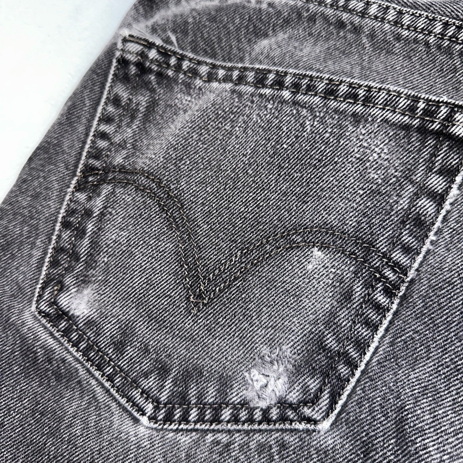 Levis 505 Vintage Y2K Straight Leg XX 2000s Jeans 32x30 Black Light Wash 31x29