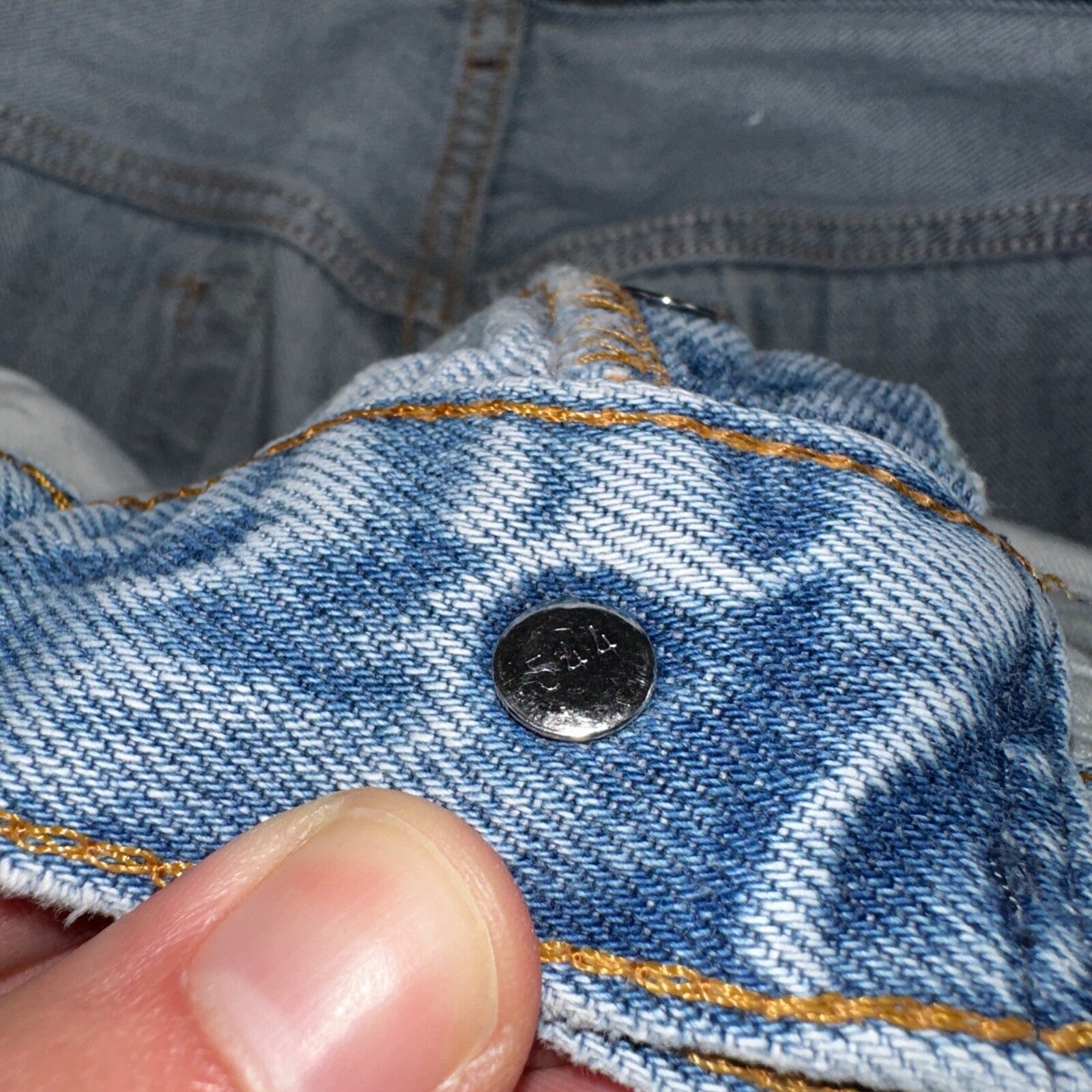 Levis 501 Vintage 90s USA XX Straight Leg Jeans Blue Light Wash 34x36 Act 31x32