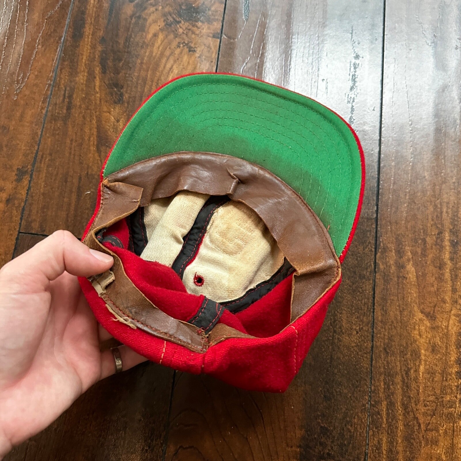 LG Wool 1960s 60s 70s Vintage Hat Cap Snapback Red 7 1/4 Rockabilly Hip Cool