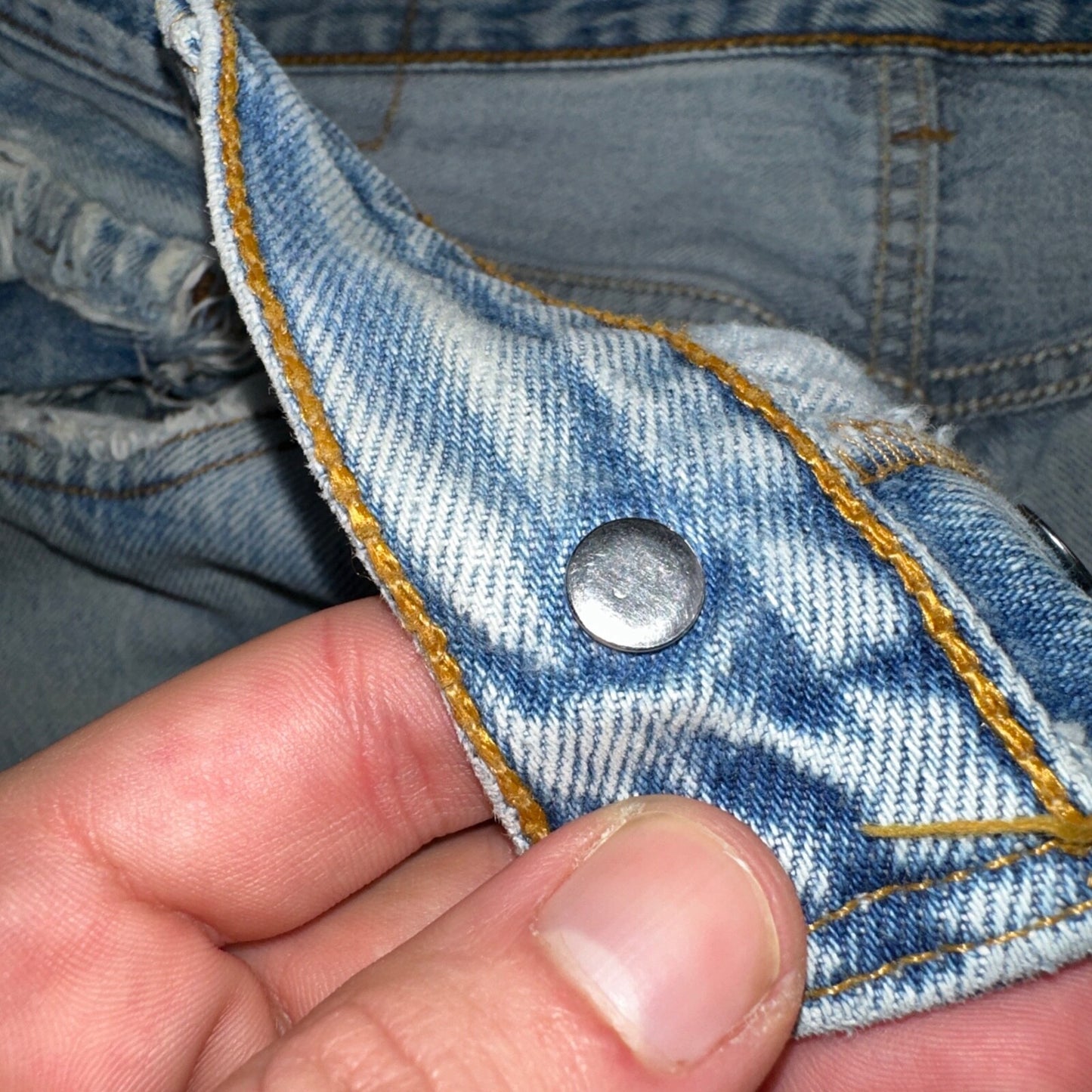 Levis 501 Vintage 90s USA XX Straight Leg Jeans Blue Light Wash 34x34 Act 32x33