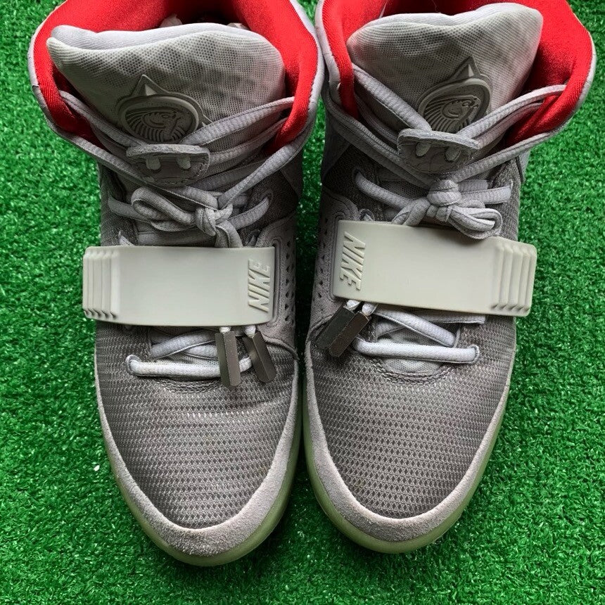 2012 Nike Air Yeezy 2 Platinum Sz 8.5 Kanye West 100% Authentic Rare Vintage OG