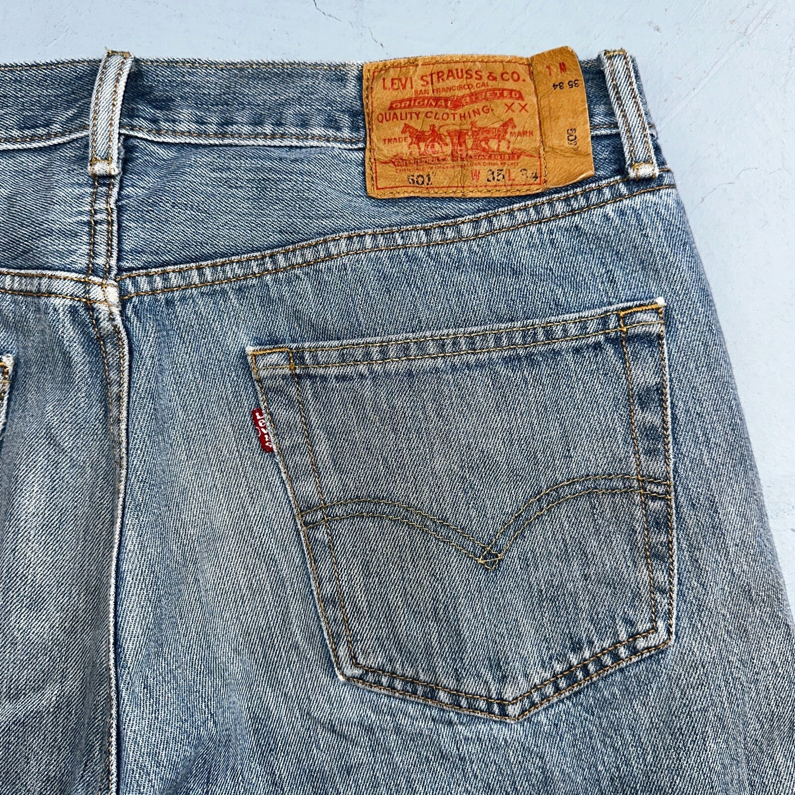 Levis 501 Vintage Y2K XX Straight Leg Jeans Blue Light Wash 35x34 Act 34x32