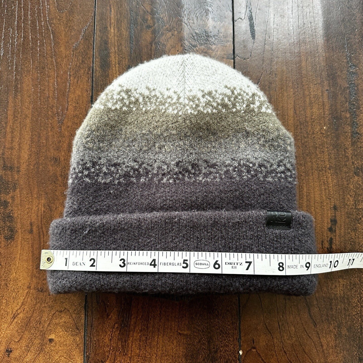 Kenneth Cole Reaction Men's Pixelated Ombre Knit Beanie Winter Hat Rare
