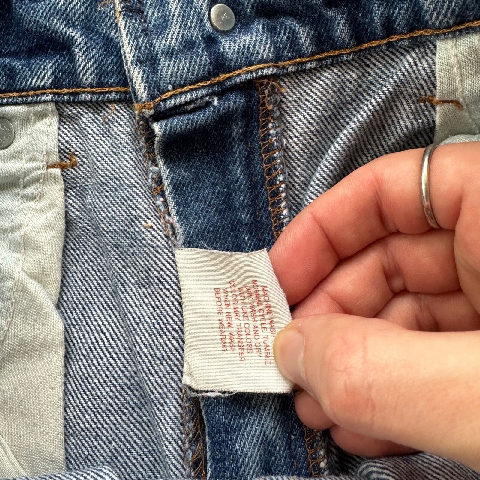 Levis 505 Vintage 90s Straight Leg XX Canada Jeans 33x33 Med Wash 30x27