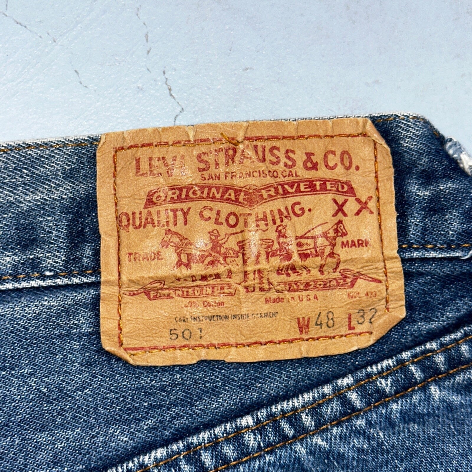 Levis 501 Vintage 80s Redline Selvedge USA XX Jeans Med Wash 48x32 Act 44x26