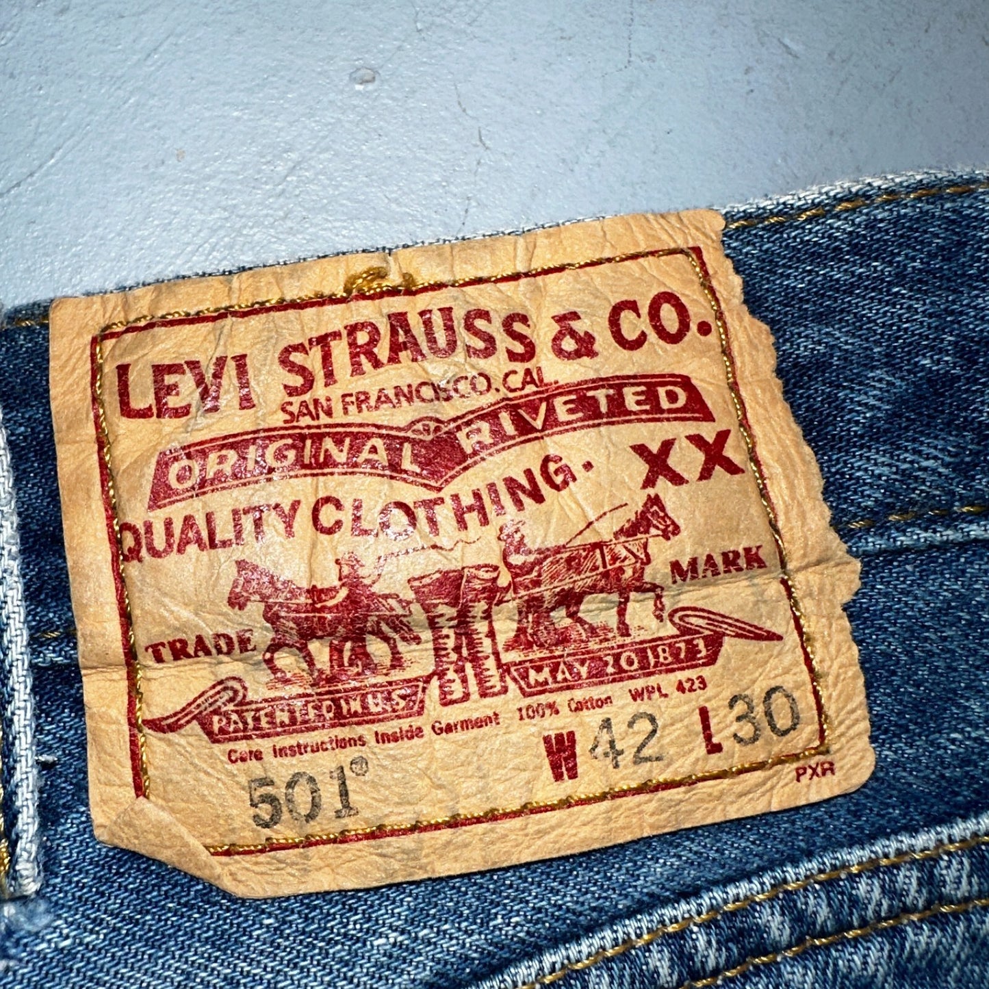 Levis 501 Vintage 90s XX Straight Leg Jeans Y2K Med Wash 42x30 Act 42x31