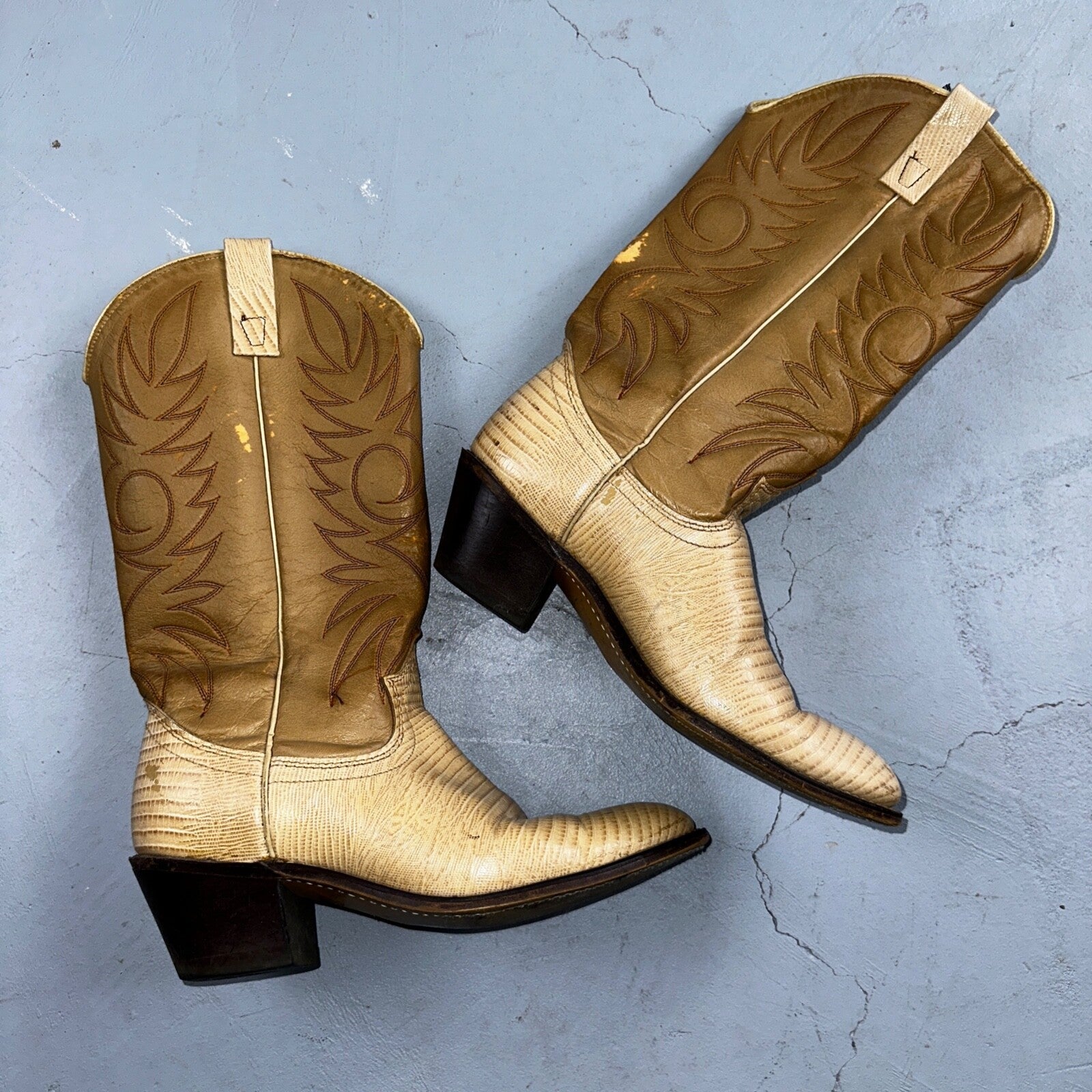 Acme Womens Vintage Brown Leather Western Stacked Heel Cowboy Boots Size 8C