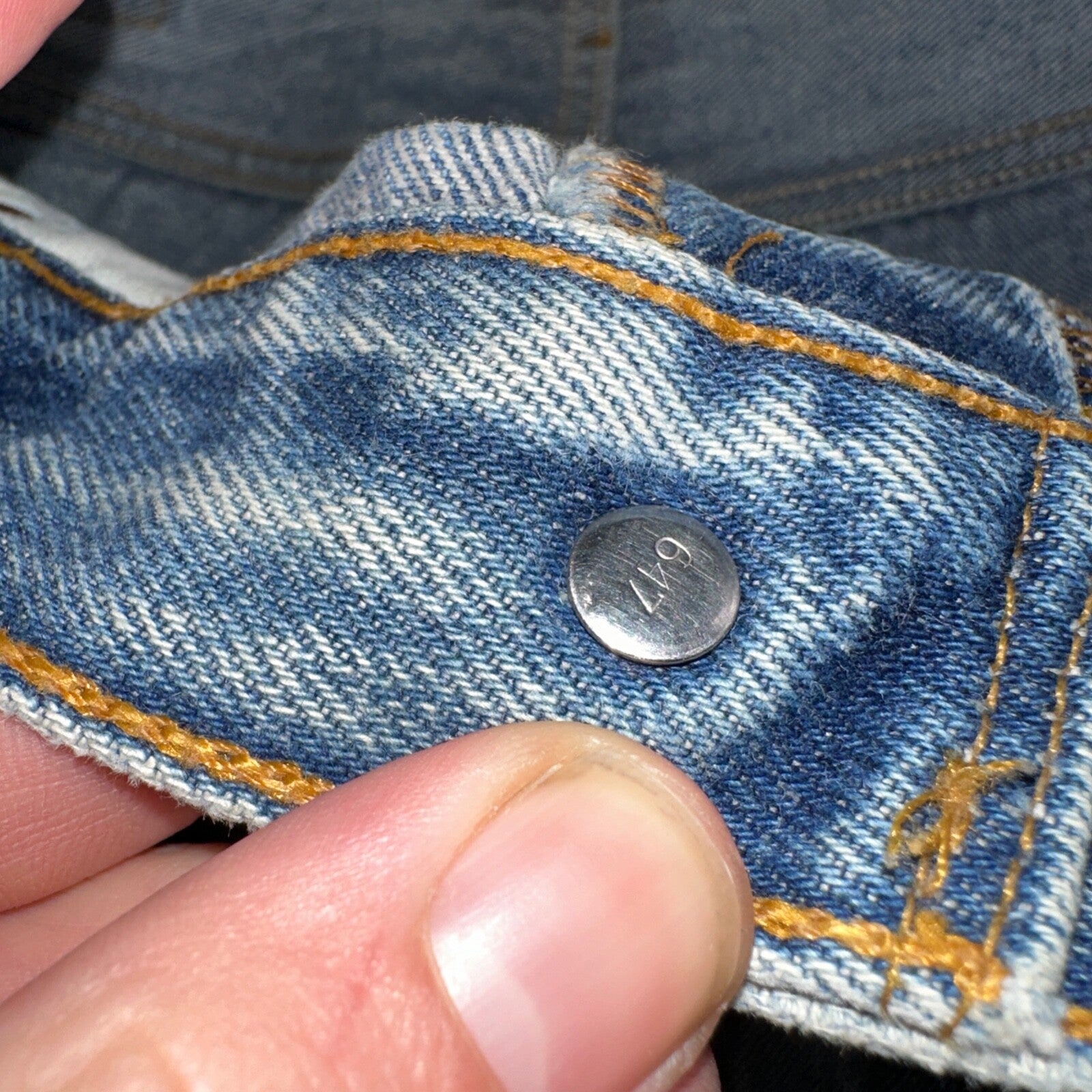 Levis 501 Vintage Y2K Mexico Straight Leg Jeans 34x33 90s Med Wash Act 32x29