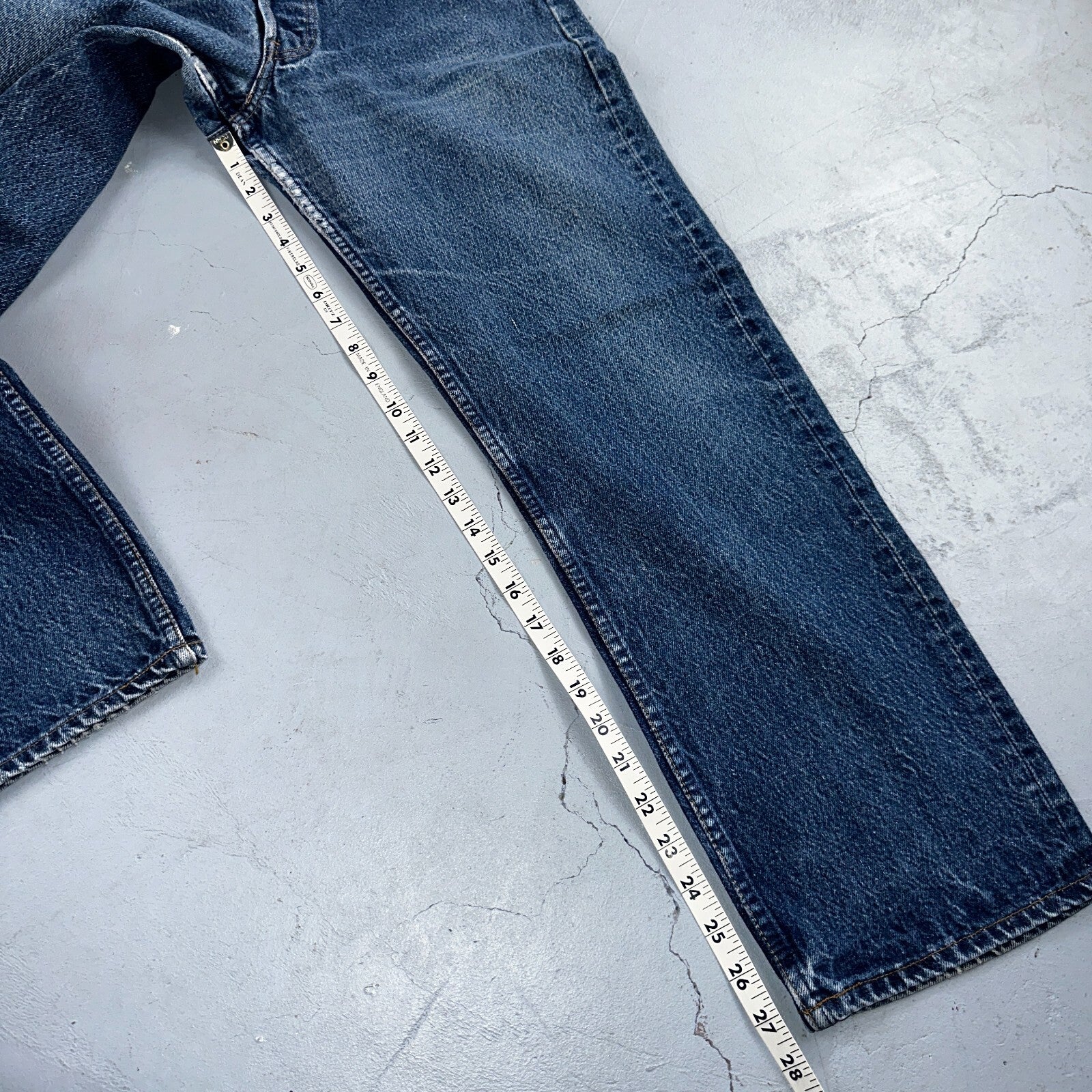 Levis 501 Vintage 80s USA XX Straight Leg Jeans Blue Med Wash 33x32 Act 30x27