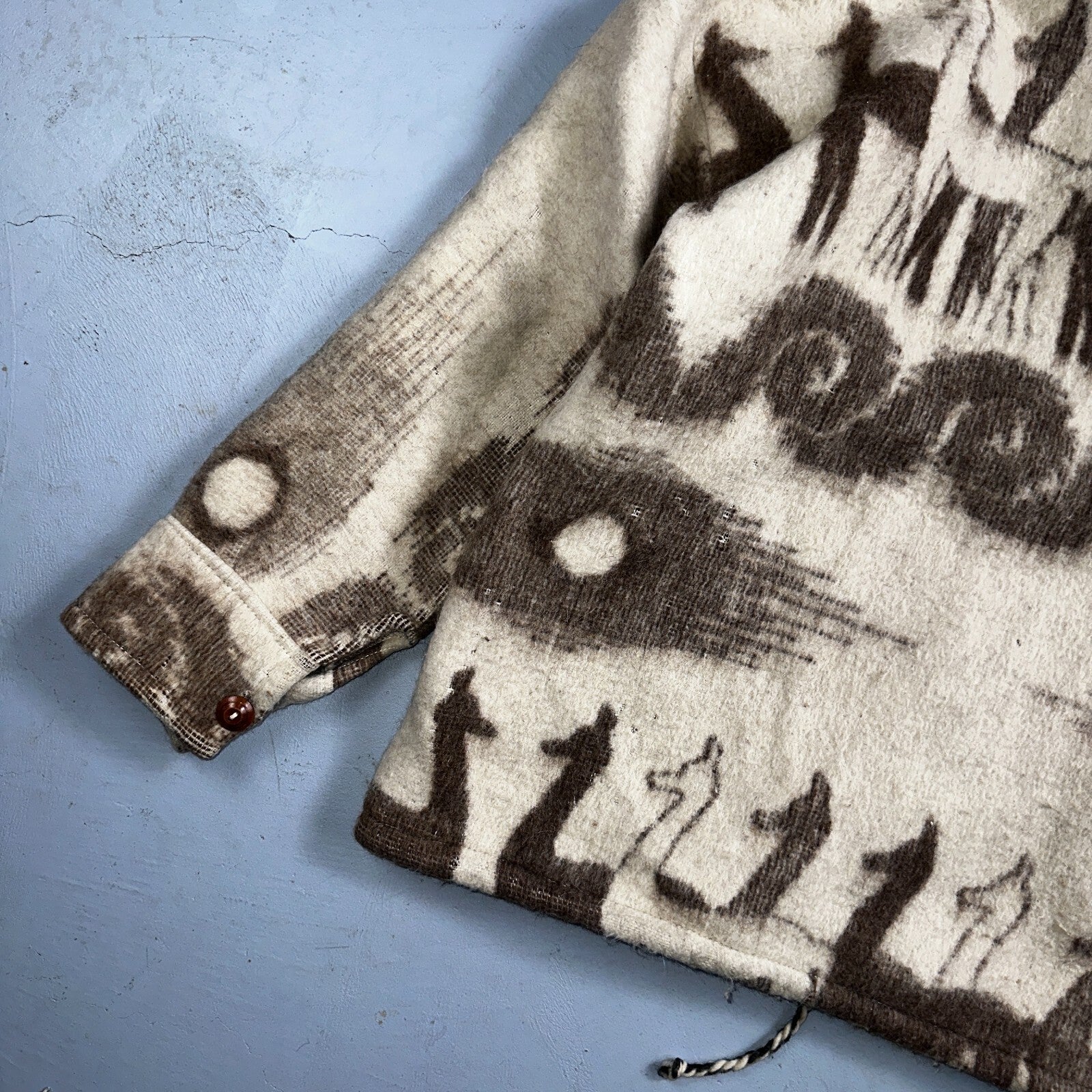 1970s Wool Lama Bird Coat Mens Jacket Size L Sweater Button Up 70s Rockabilly