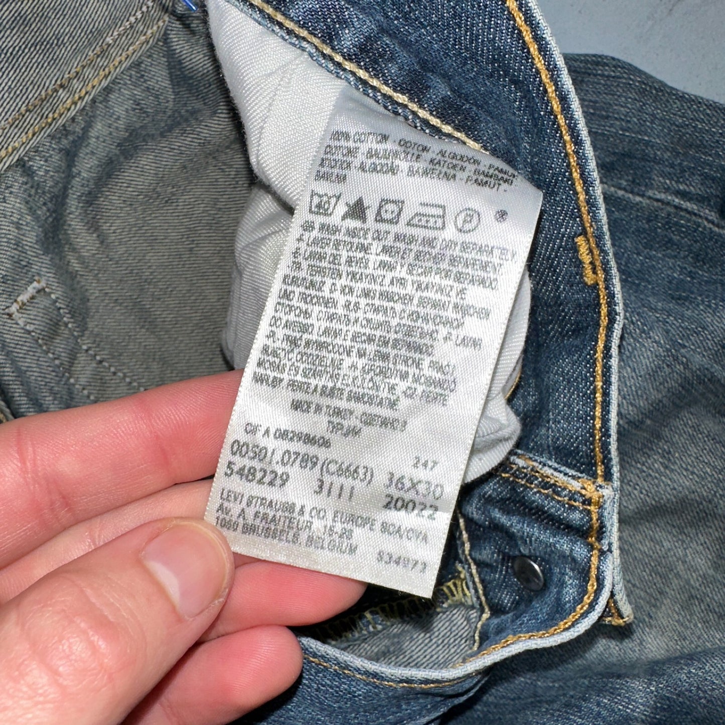 Levis 501 Vintage Y2K XX Straight Leg Jeans Blue Med Wash 36x30 Act 35x29