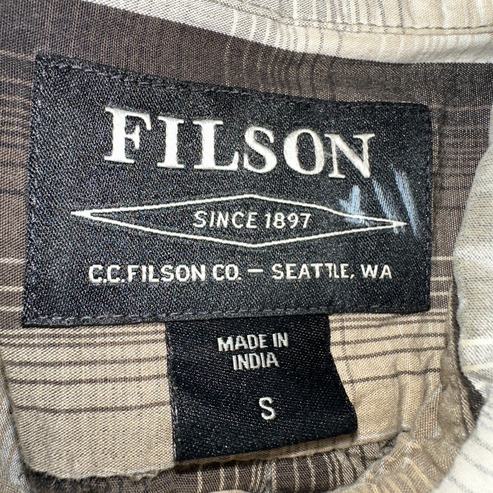 Filson Washed Feather Cloth Button Shirt Small Light White Grey Charcoal Ivory