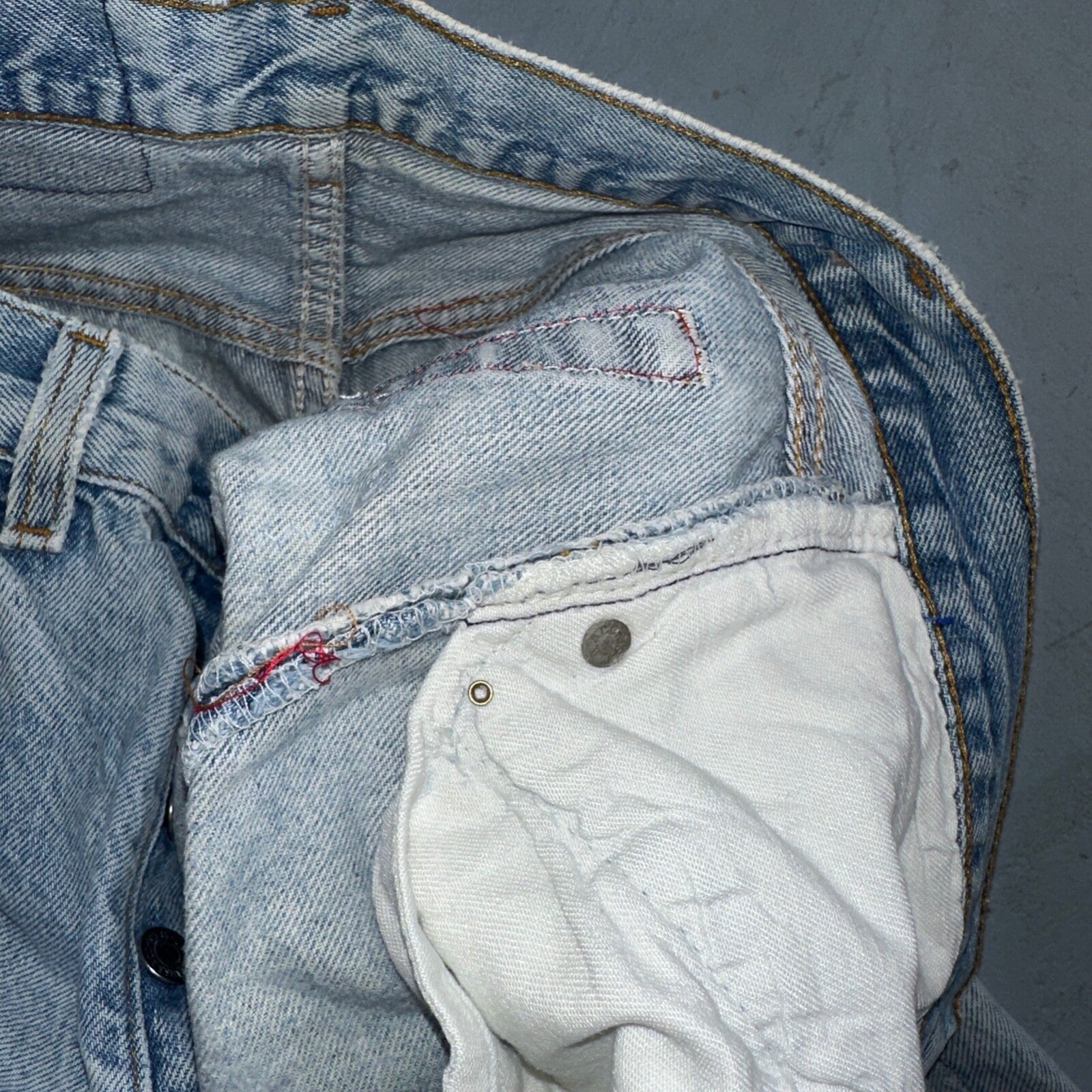 Levis 501 Vintage 80s USA XX Straight Leg Jeans Blue Light Wash Thrash Act 27x28