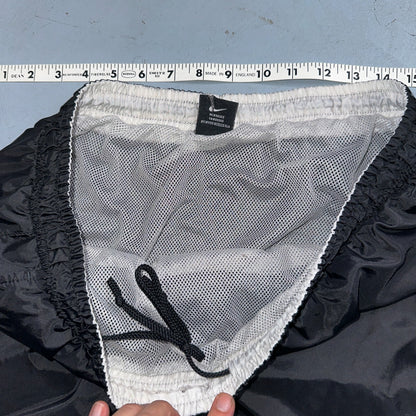 Nike VTG Shorts Mens Large Black 90s Nylon Soccer Futbol Glanz Basic Essential