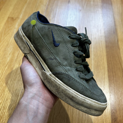 Nike GTS 1996 VTG Womens Size 9 Tennis Shoes Travis Scott Olive Thrashed 90s Sho