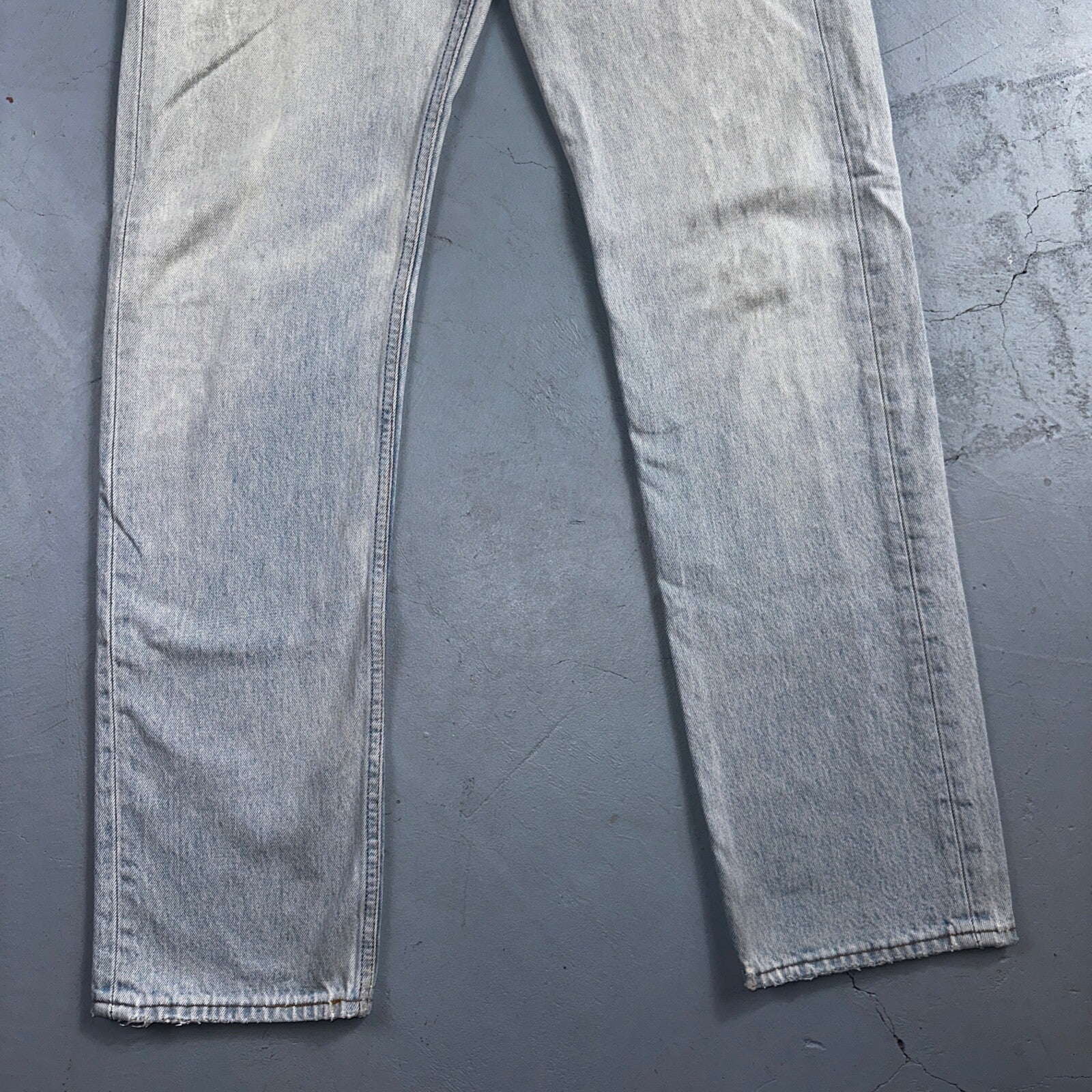 Levis 501 Vintage 90s USA XX Straight Leg Jeans Blue Light Wash 34x38 Act 30x33