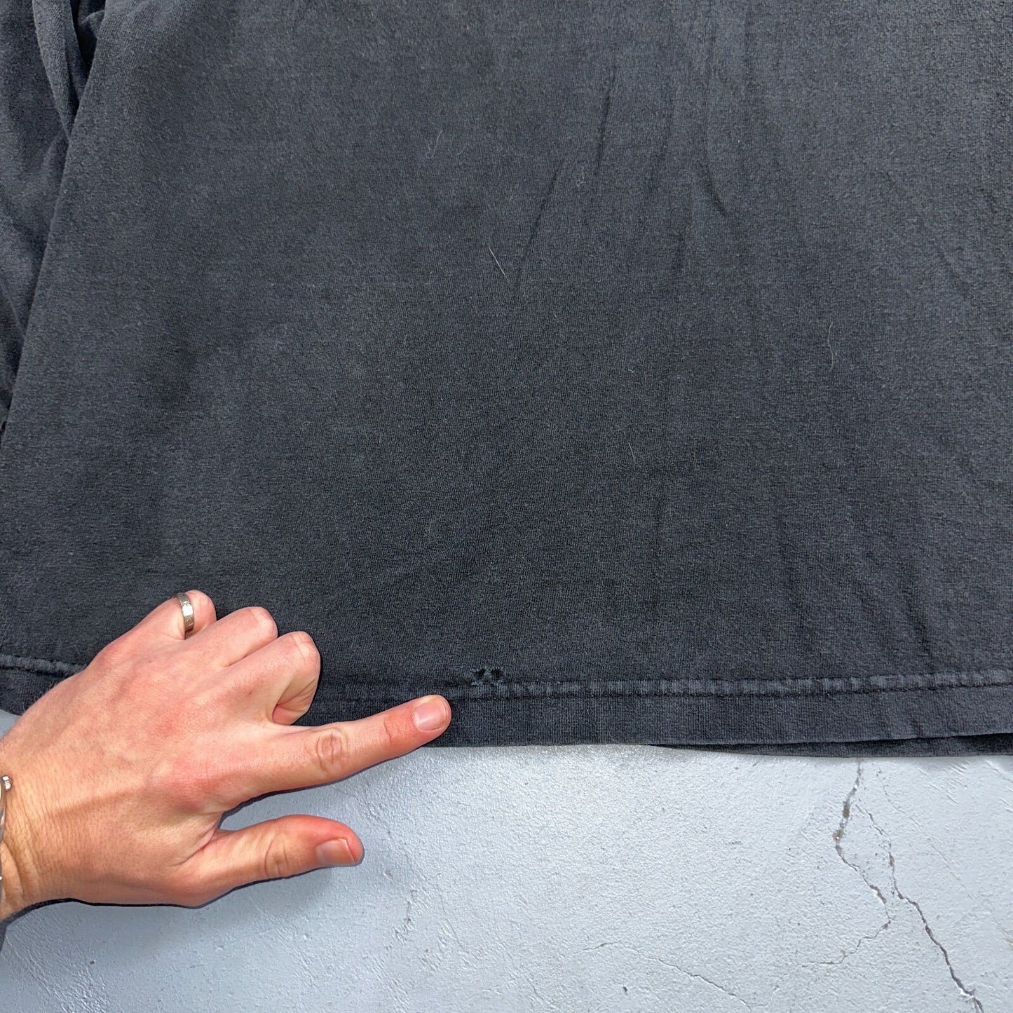 Faded Black Long Sleeve Y2K VTG T Shirt 2000s AAA Thrashed Cool Blank Tee Rips