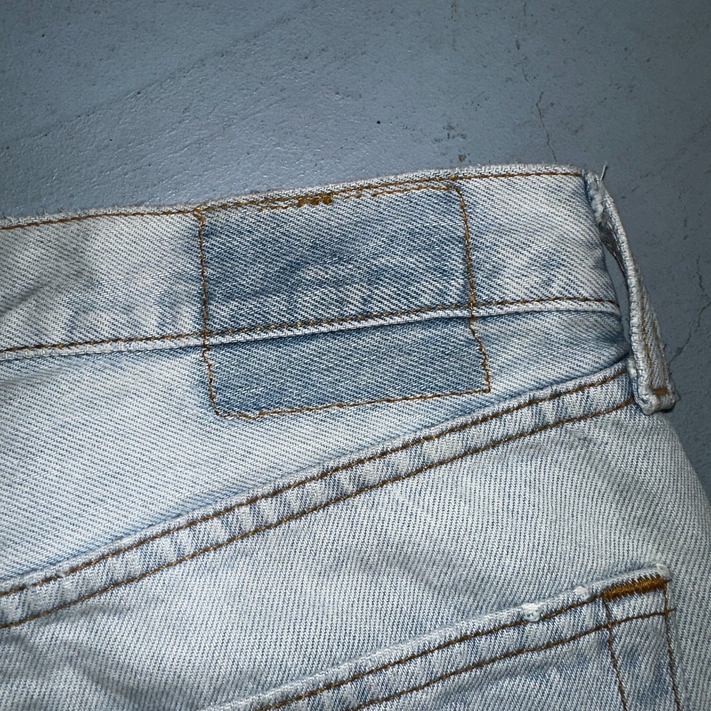 Levis 501 Vintage 90s Mexico Straight Leg Jeans Blue Light Wash 34x30 Act 31x29